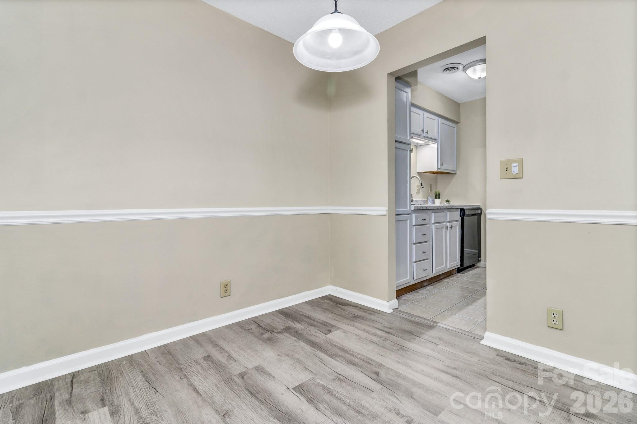 110 Heywood Road 11a Property Photo 21