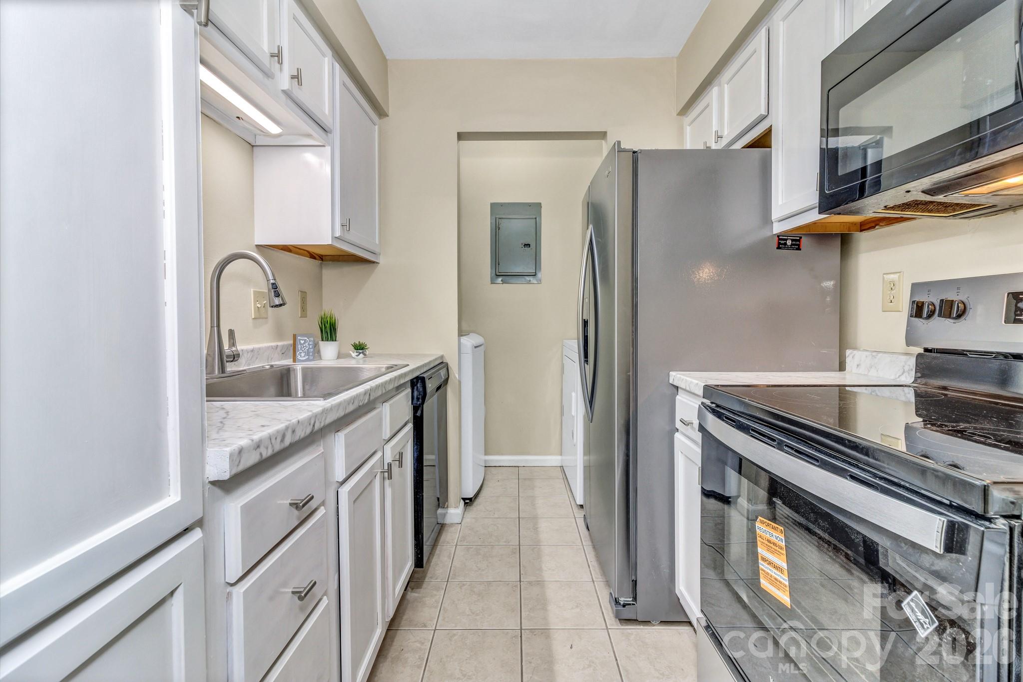 110 Heywood Road 11a Property Photo 22