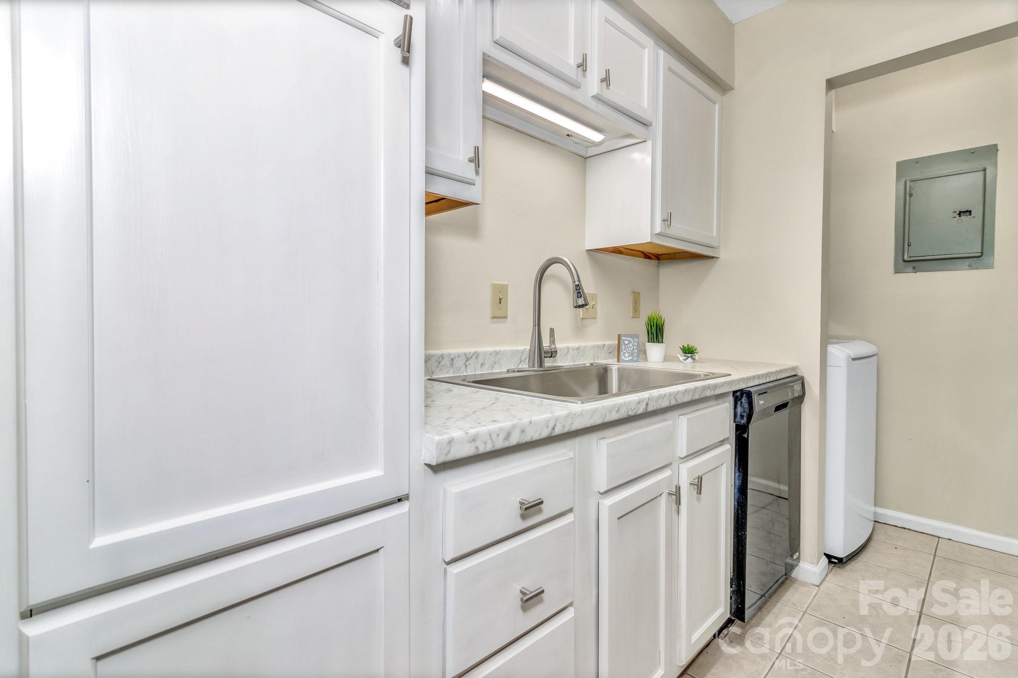 110 Heywood Road 11a Property Photo 23