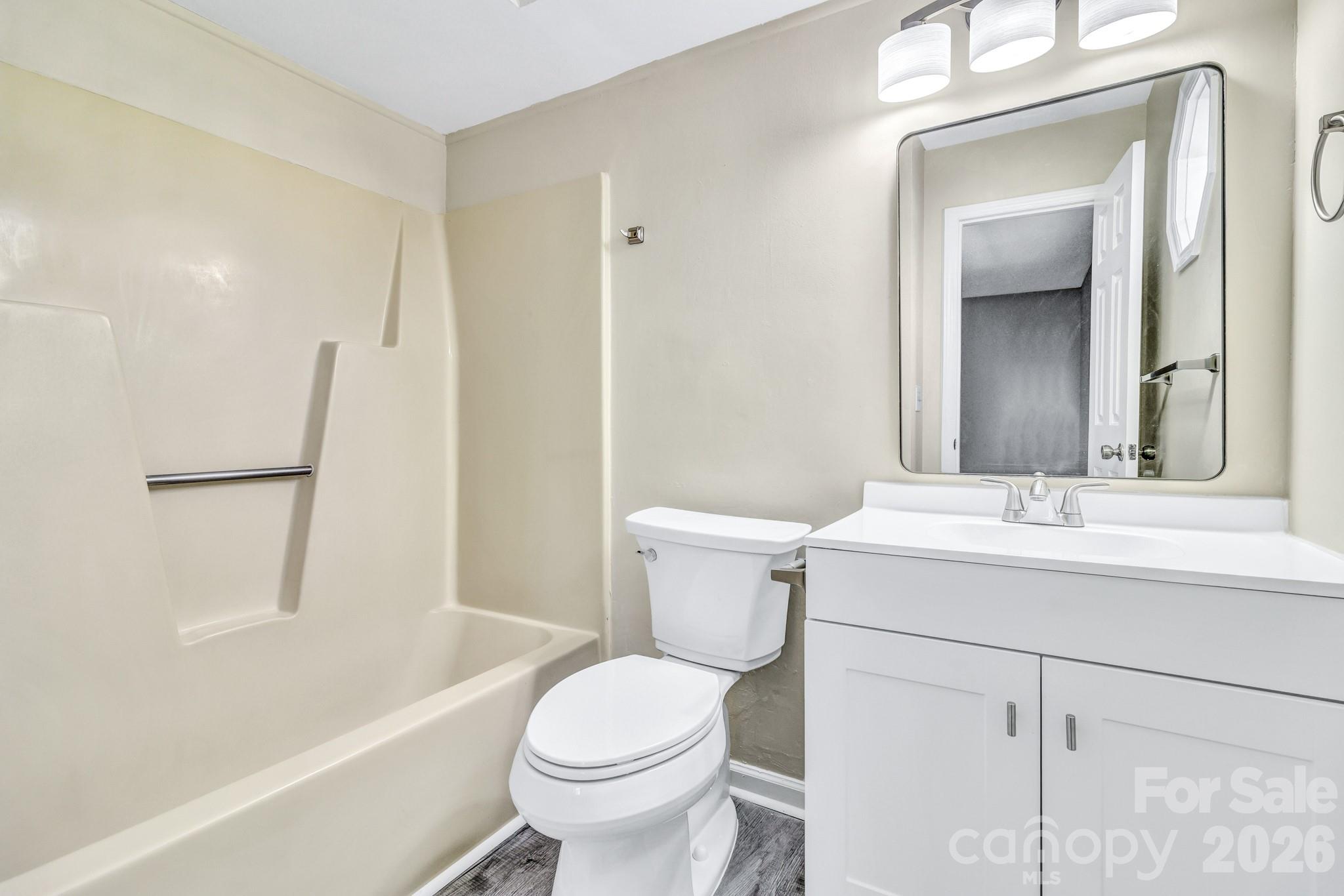 110 Heywood Road 11a Property Photo 26