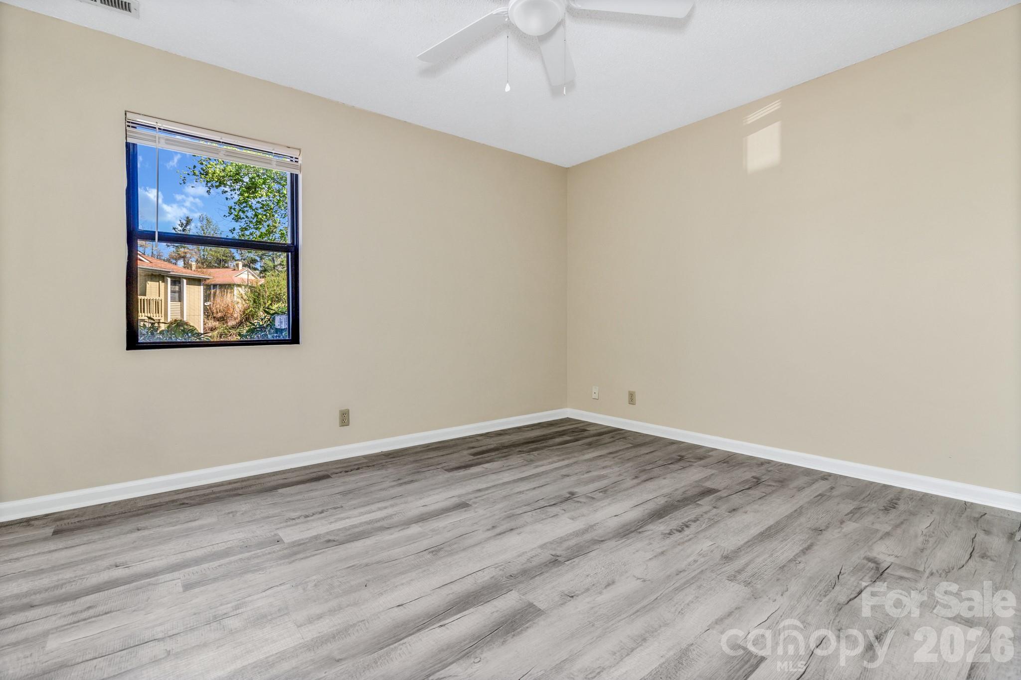 110 Heywood Road 11a Property Photo 28