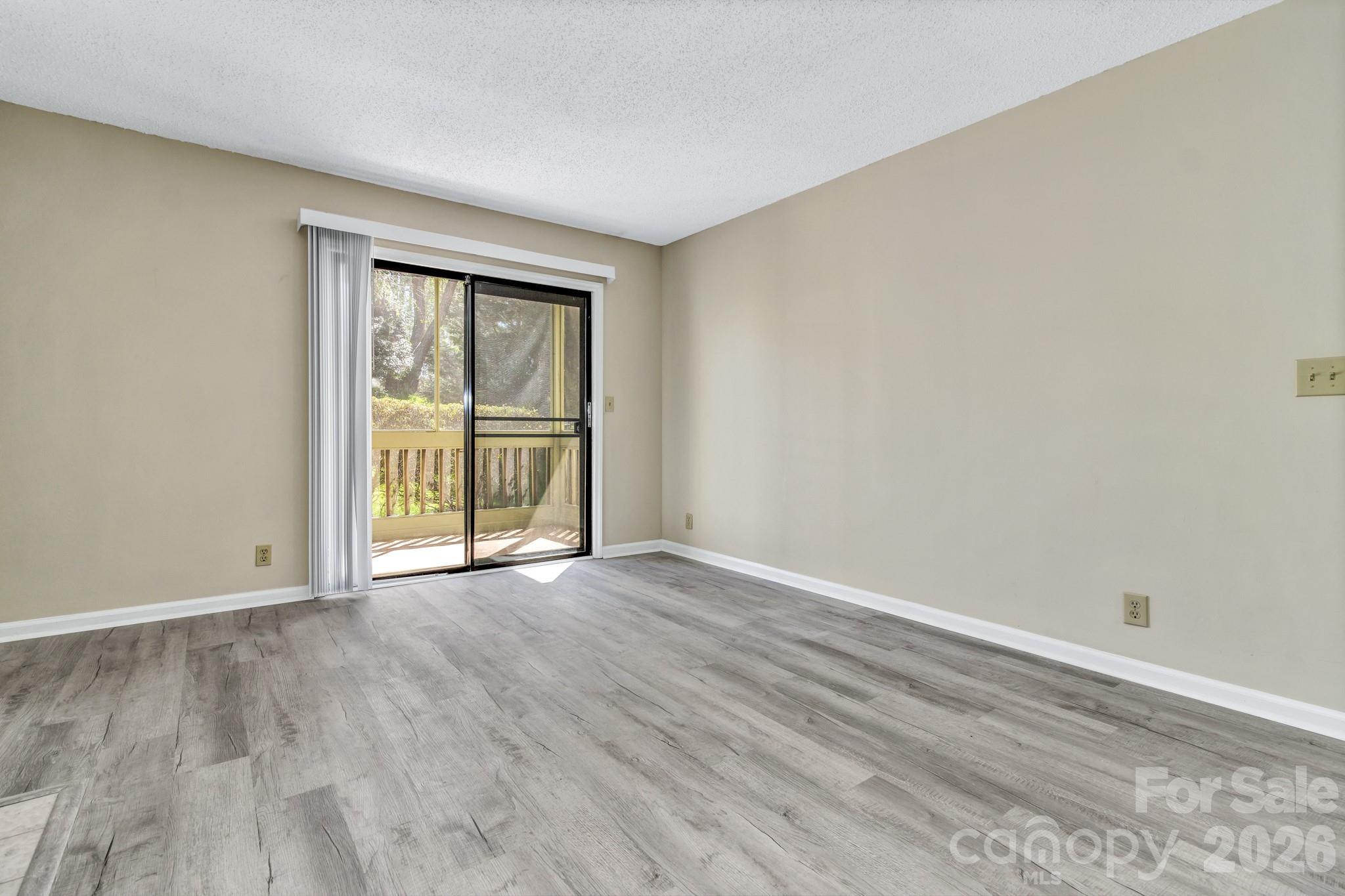 110 Heywood Road 11a Property Photo 36