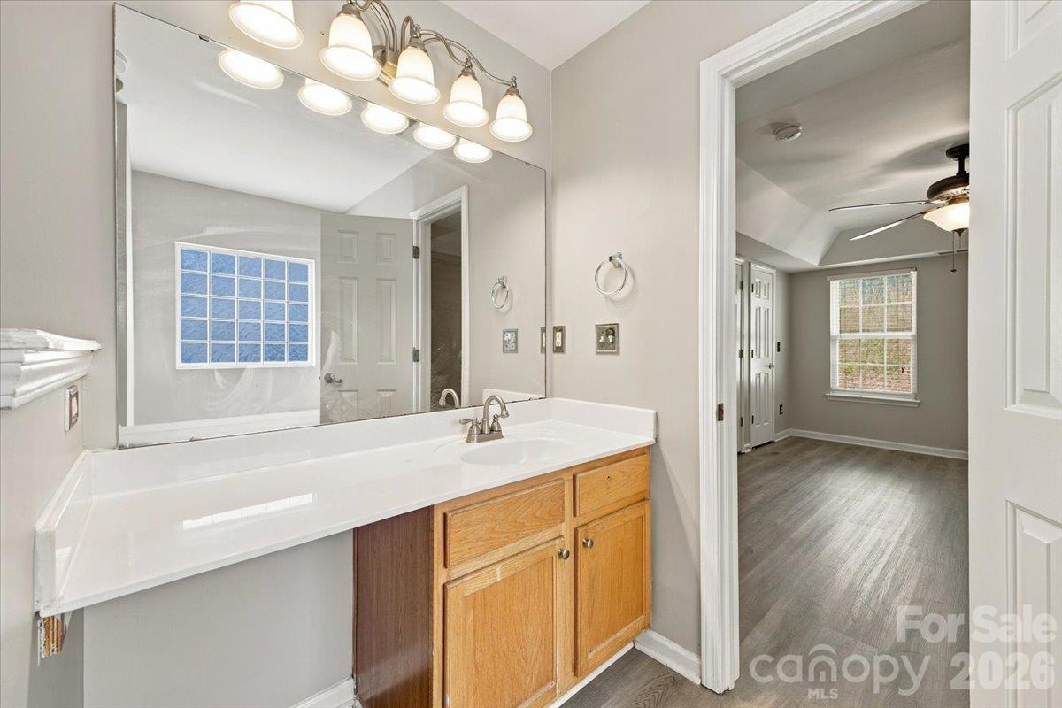 7812 Montbrook Drive Property Photo 19