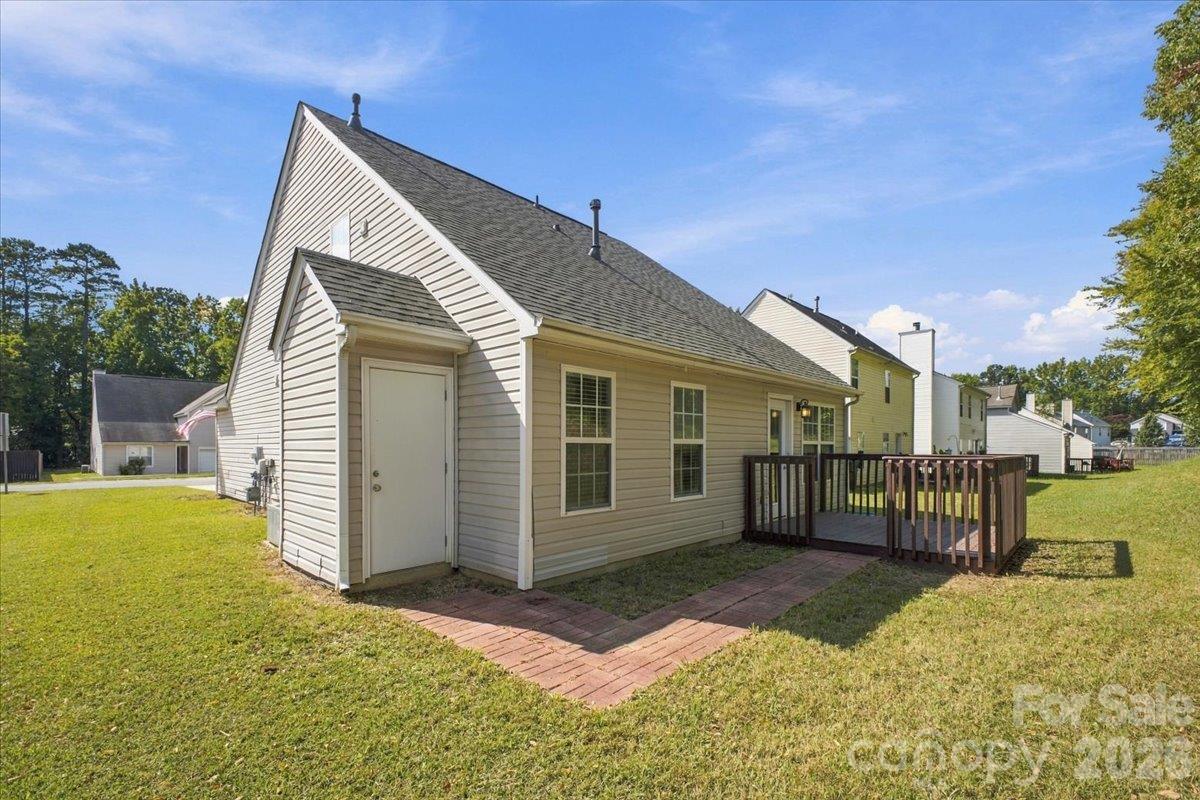 7812 Montbrook Drive Property Photo 29
