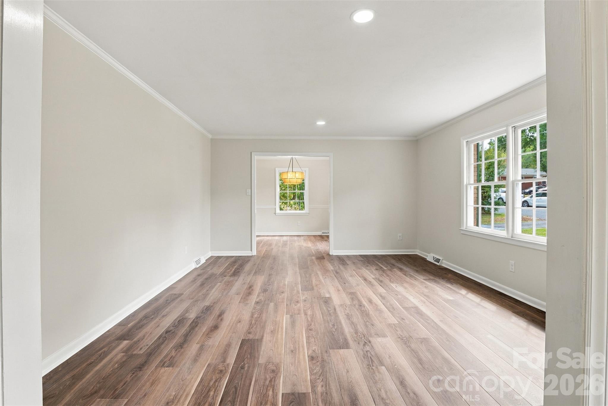 605 Roberts Street Property Photo 13