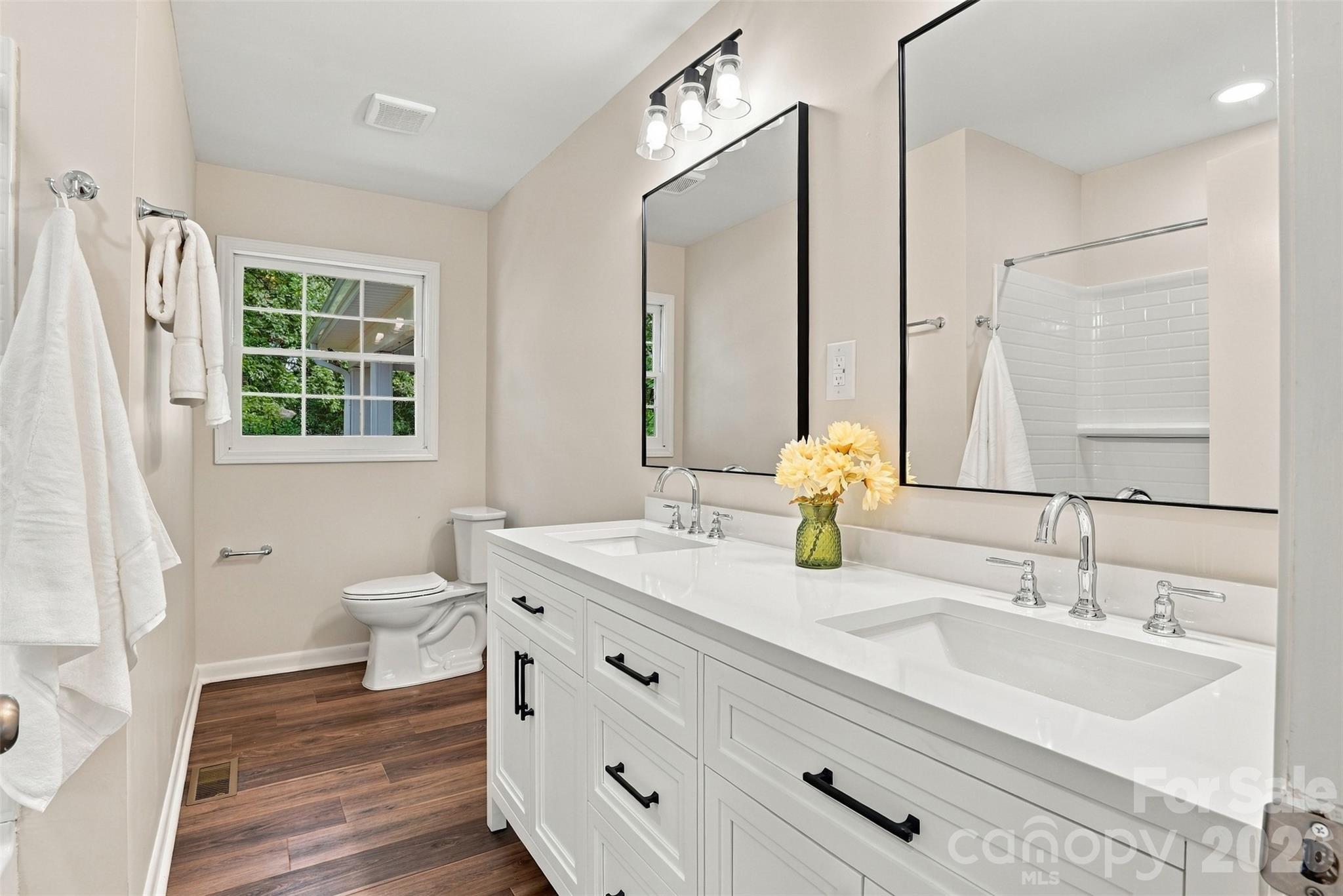 605 Roberts Street Property Photo 19