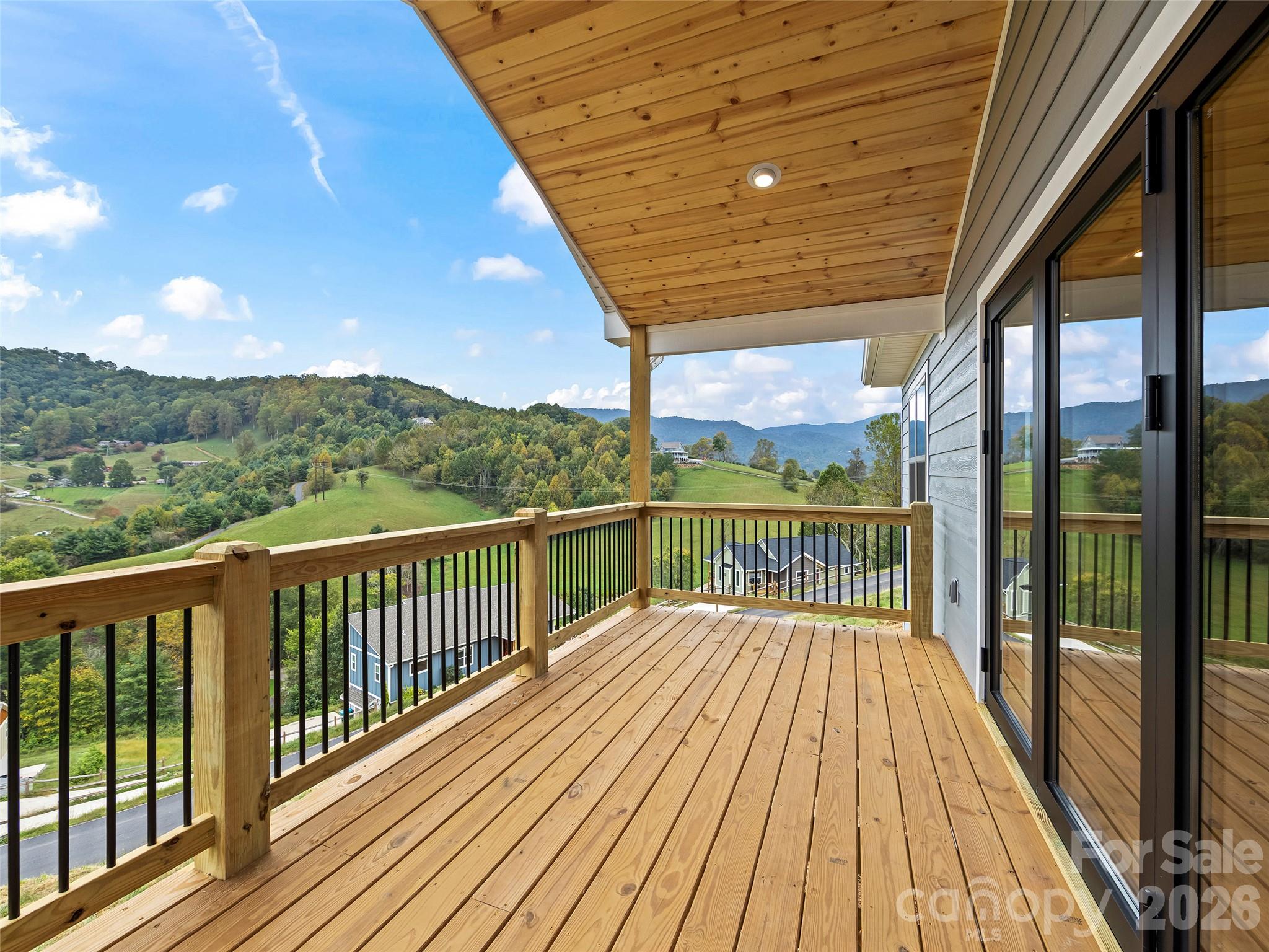 210 Aster Ridge Drive Property Photo 4