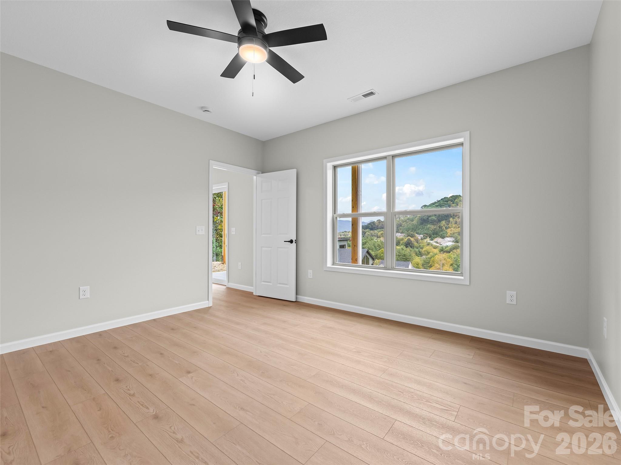 210 Aster Ridge Drive Property Photo 24