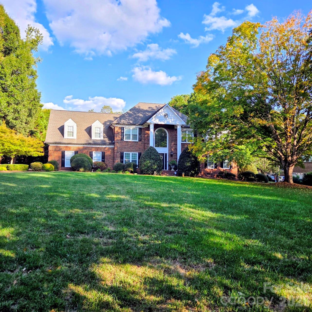 4301 Horseshoe Bend Property Photo 1