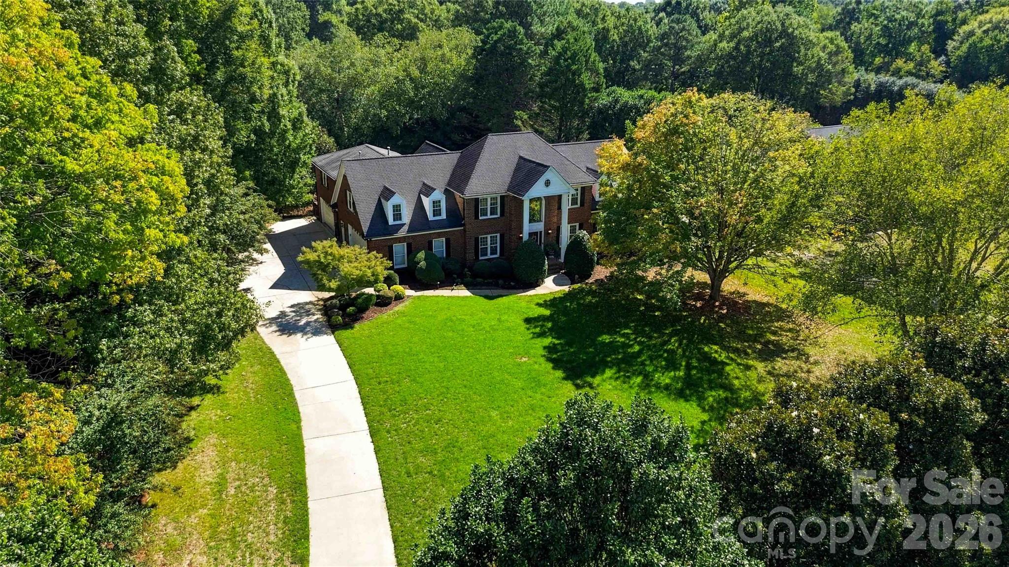 4301 Horseshoe Bend Property Photo 1