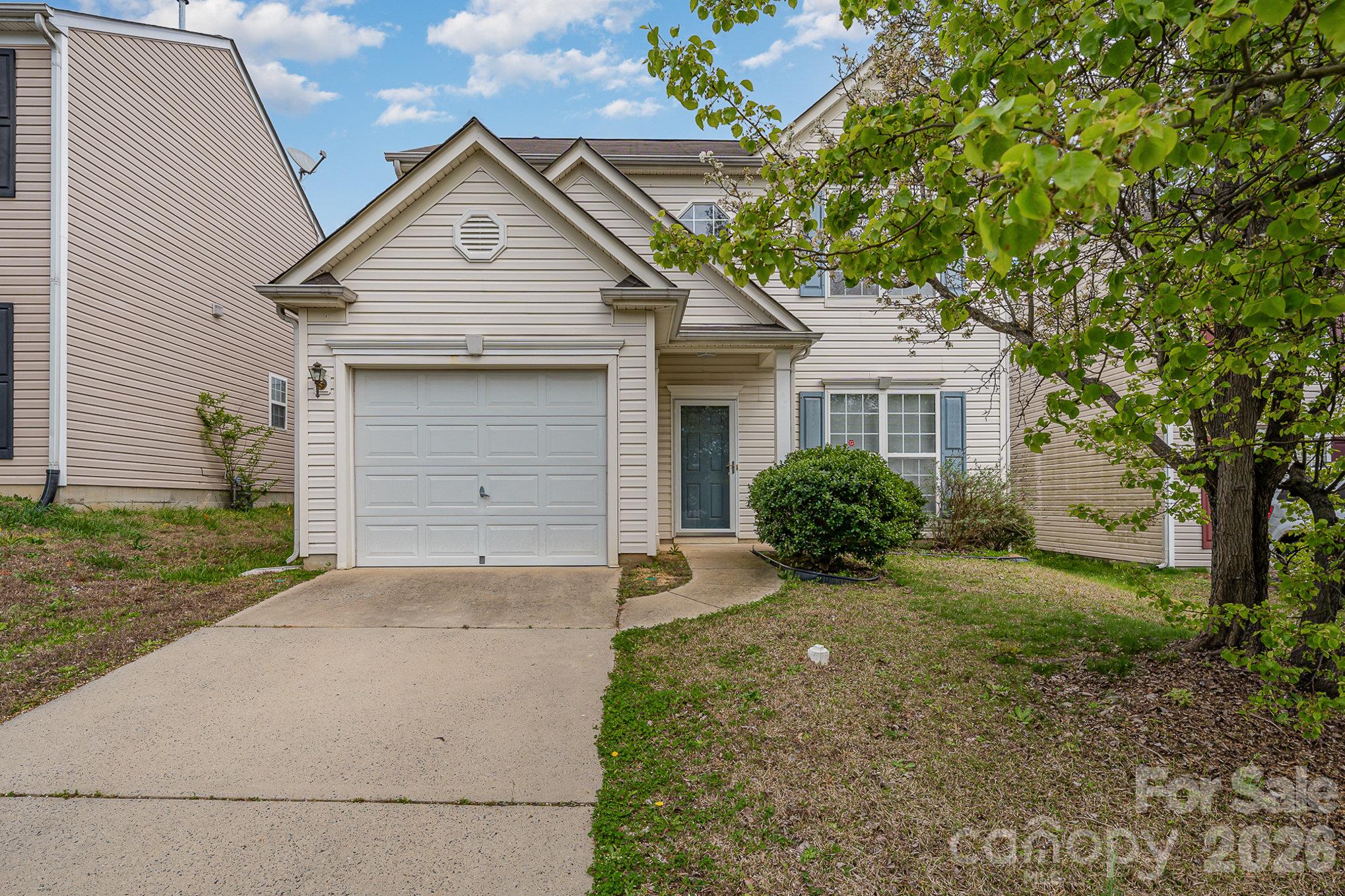1231 Joannas Court Property Photo 1