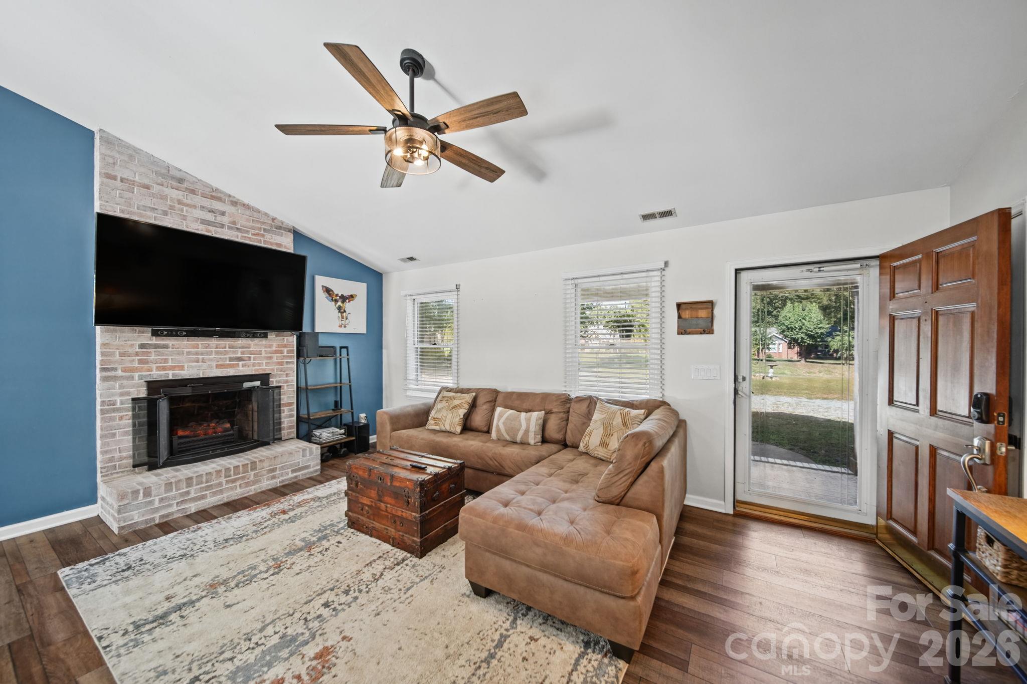 4708 Asbury Road 16 Property Photo 7