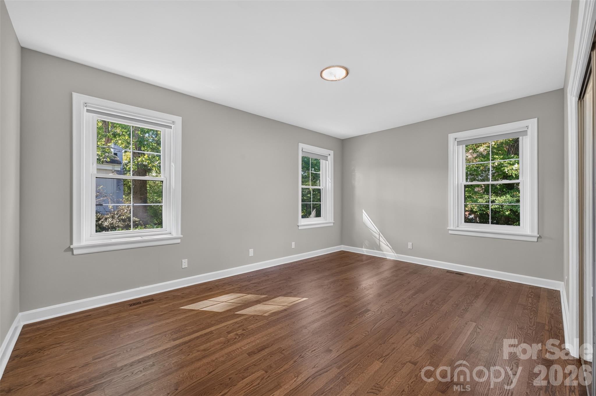 356 7th Avenue Property Photo 17