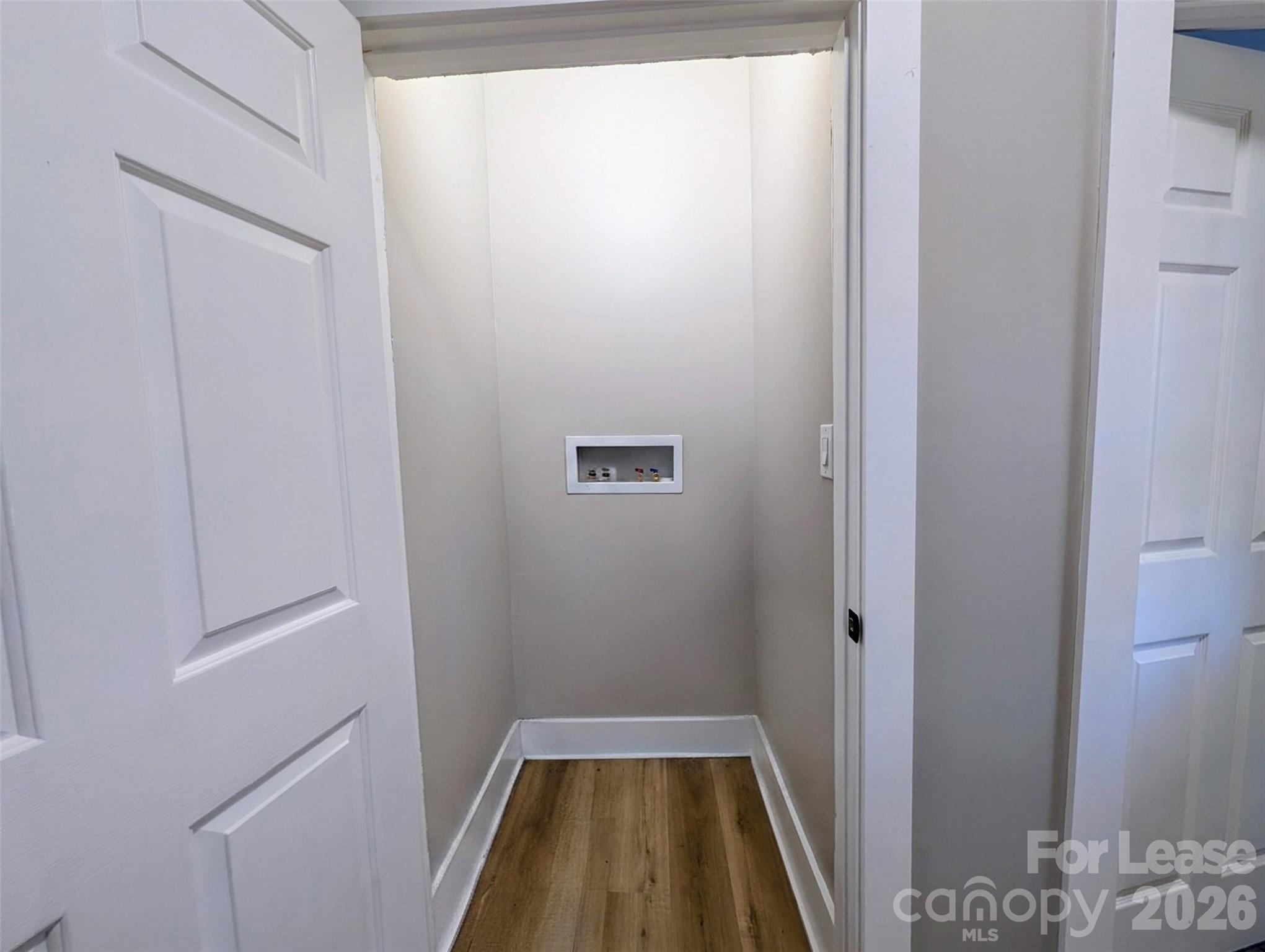 635 S Grove Street Property Photo 10