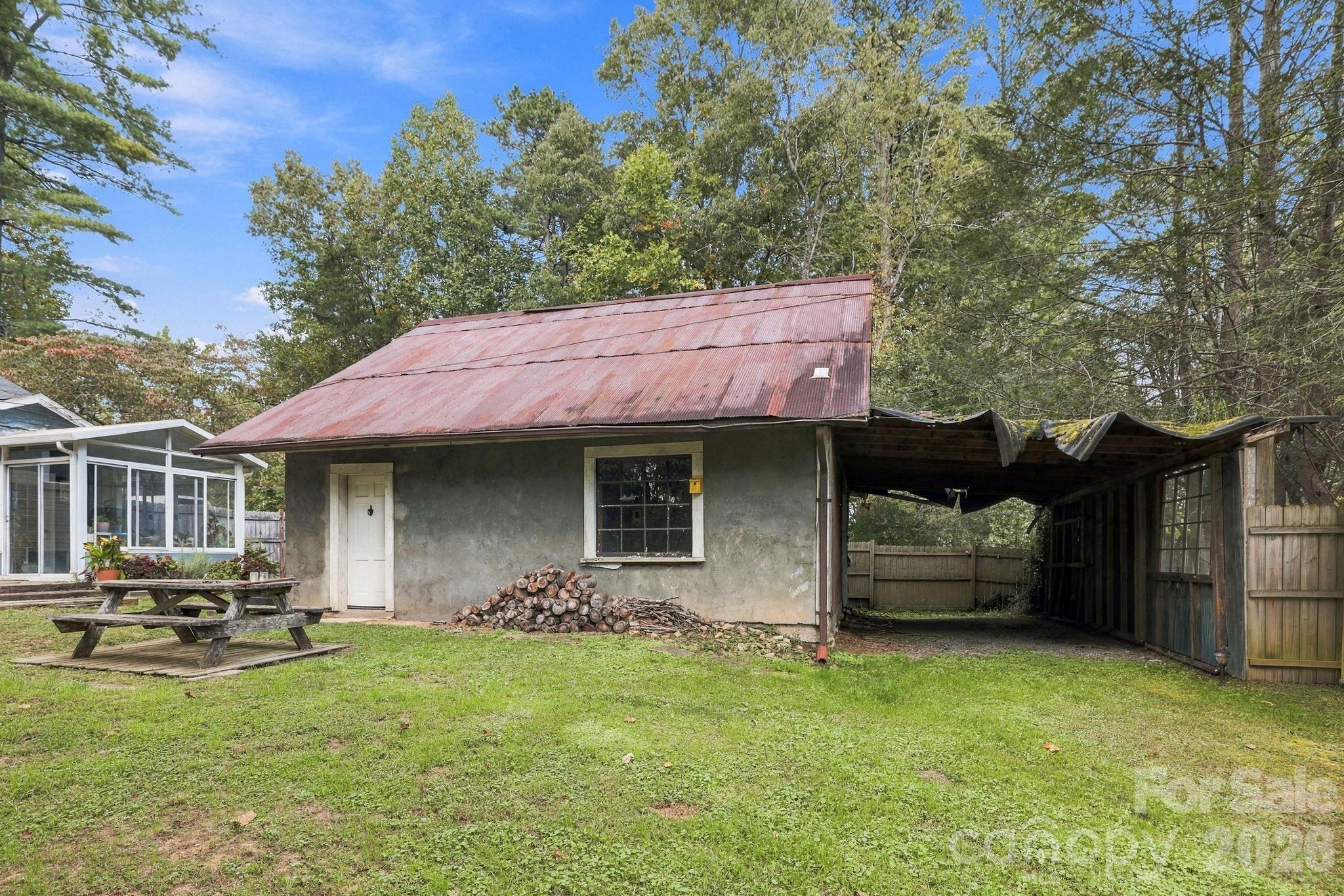 2004 Old South Carolina Avenue Property Photo 34