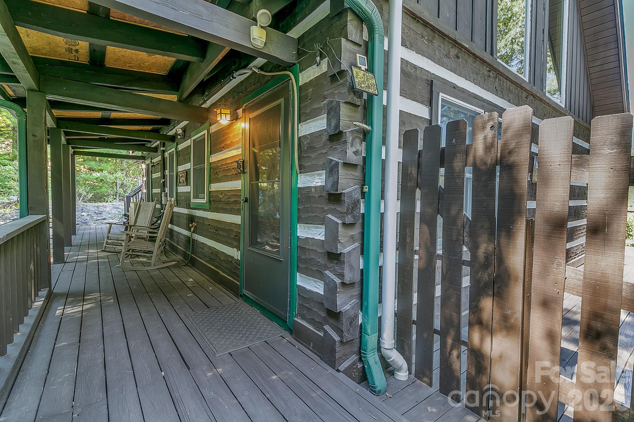 169 Laurel Creek Drive Property Photo 8