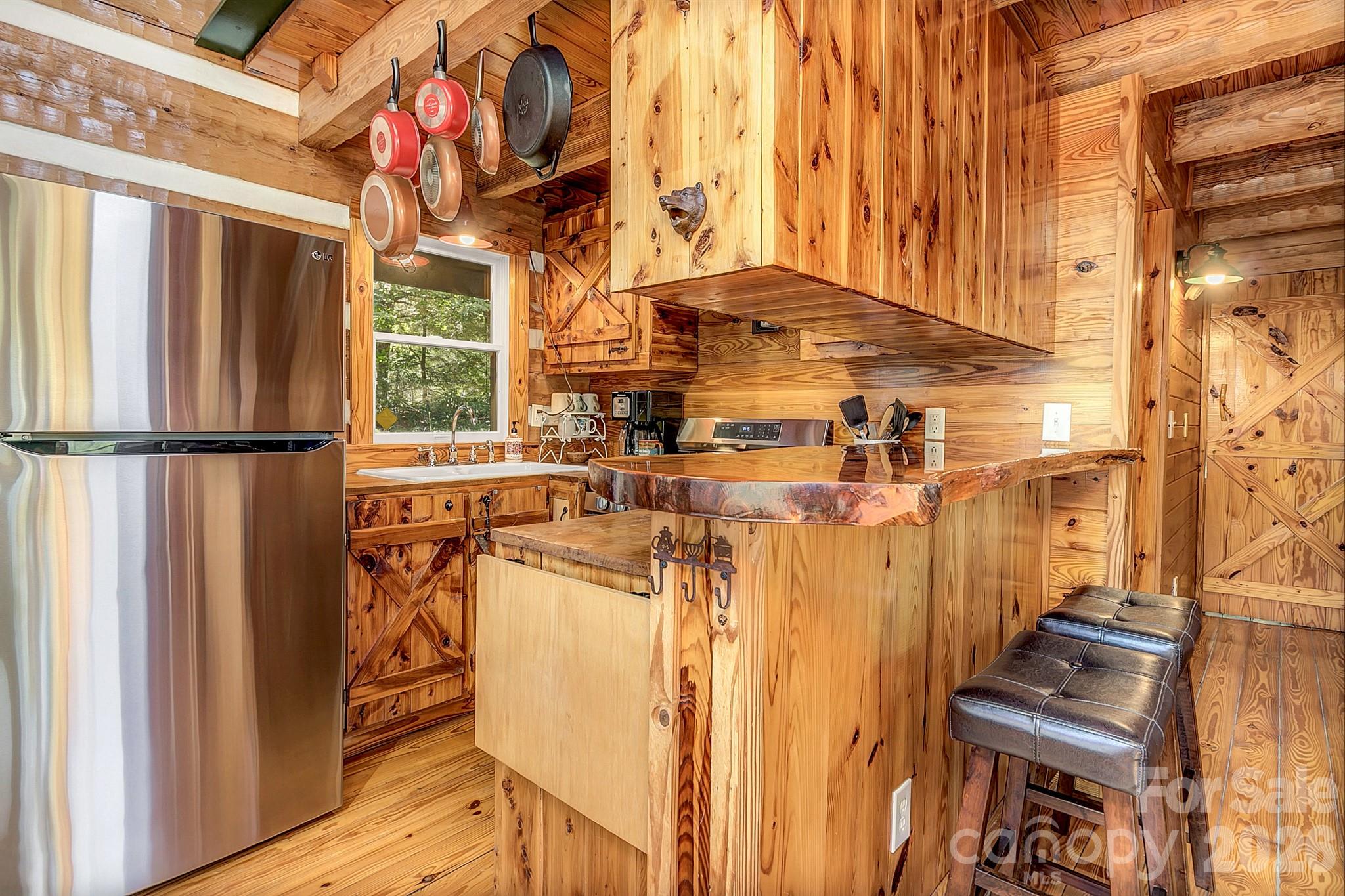 169 Laurel Creek Drive Property Photo 15