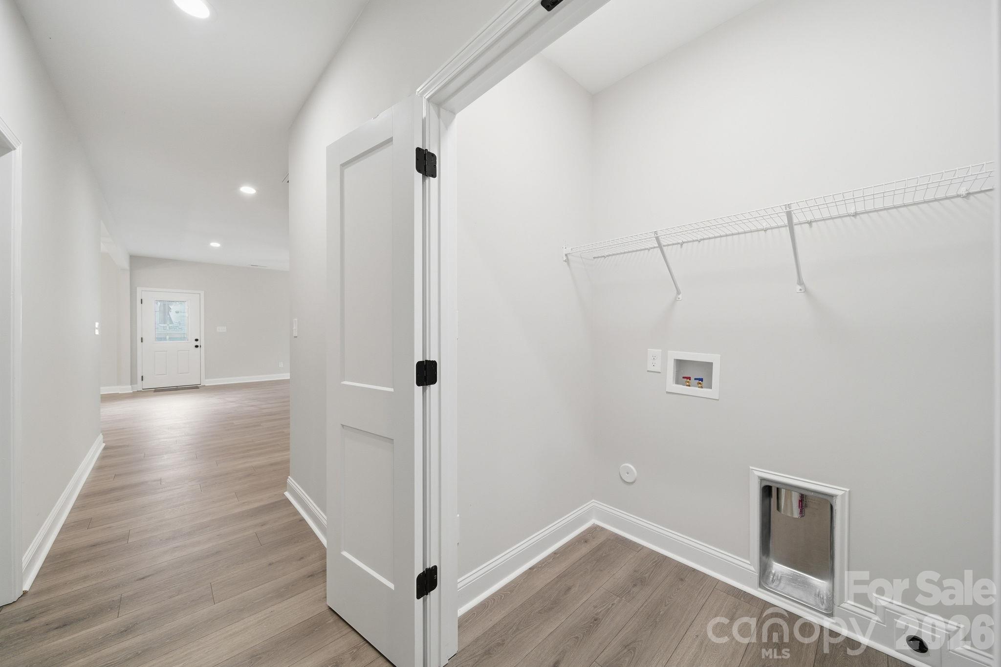 1725 White Store Road Property Photo 8