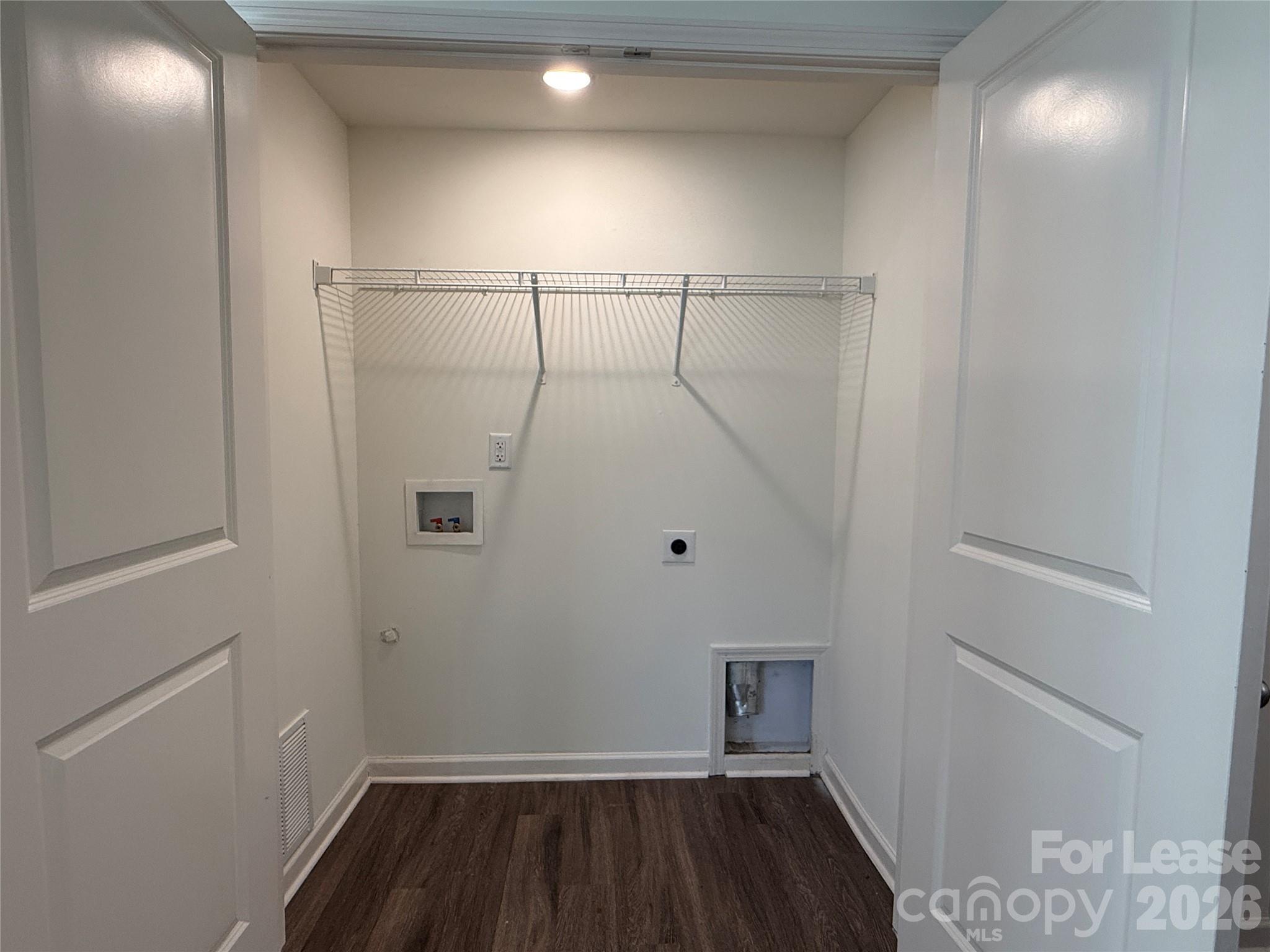 2029 Oakdale Road Z Property Photo 4