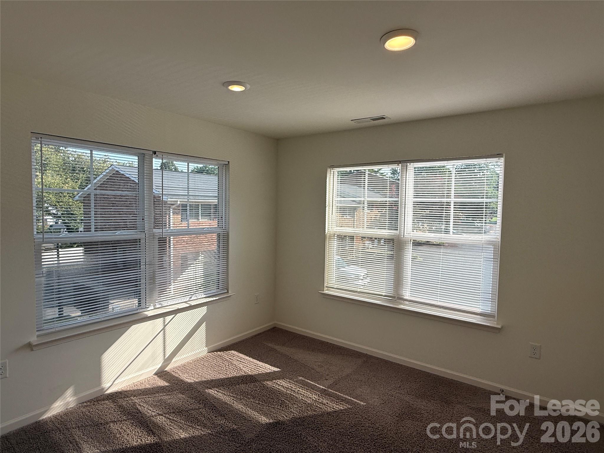 2029 Oakdale Road Z Property Photo 8