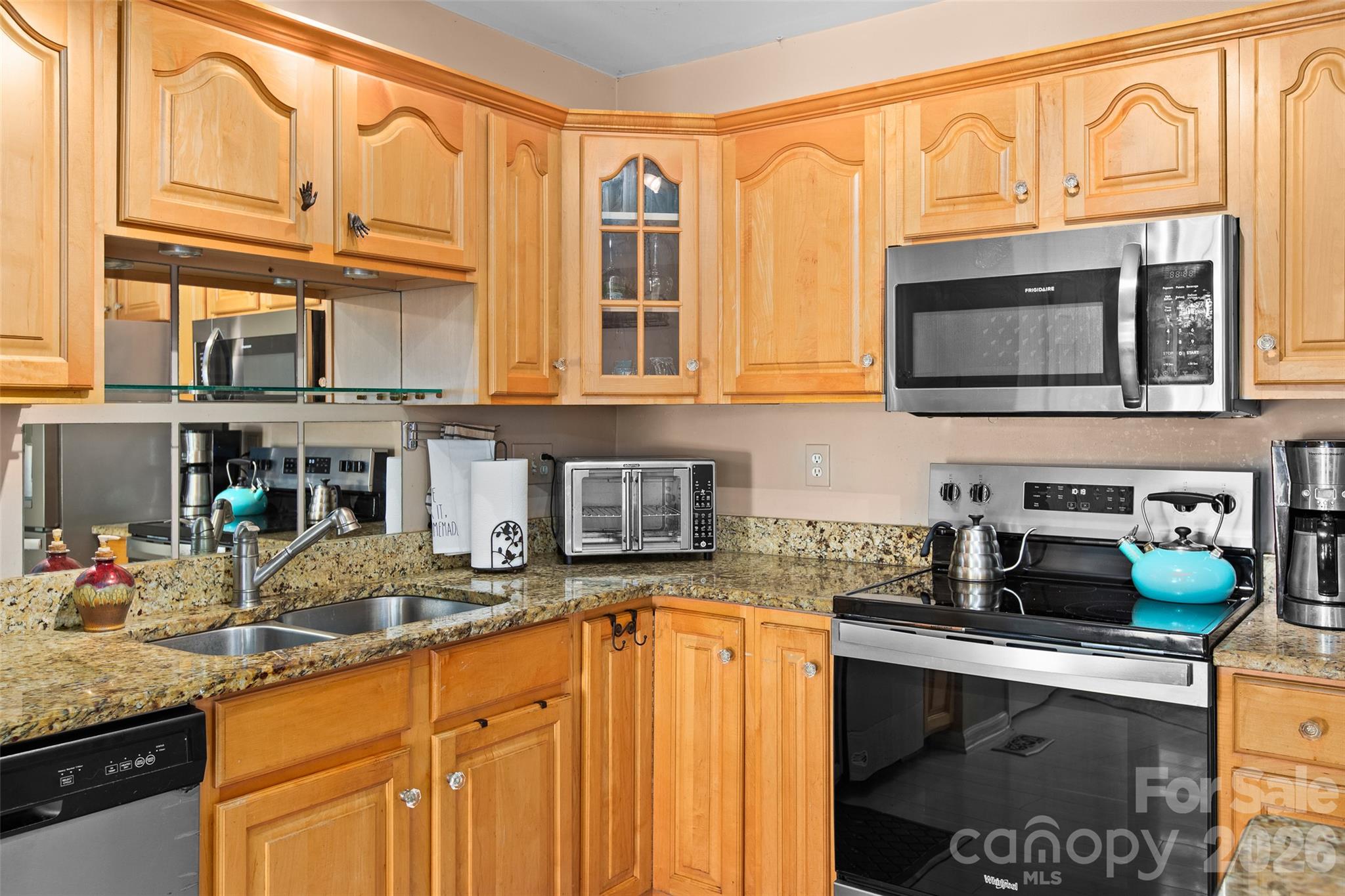 4618 Hendrix Court Property Photo 10