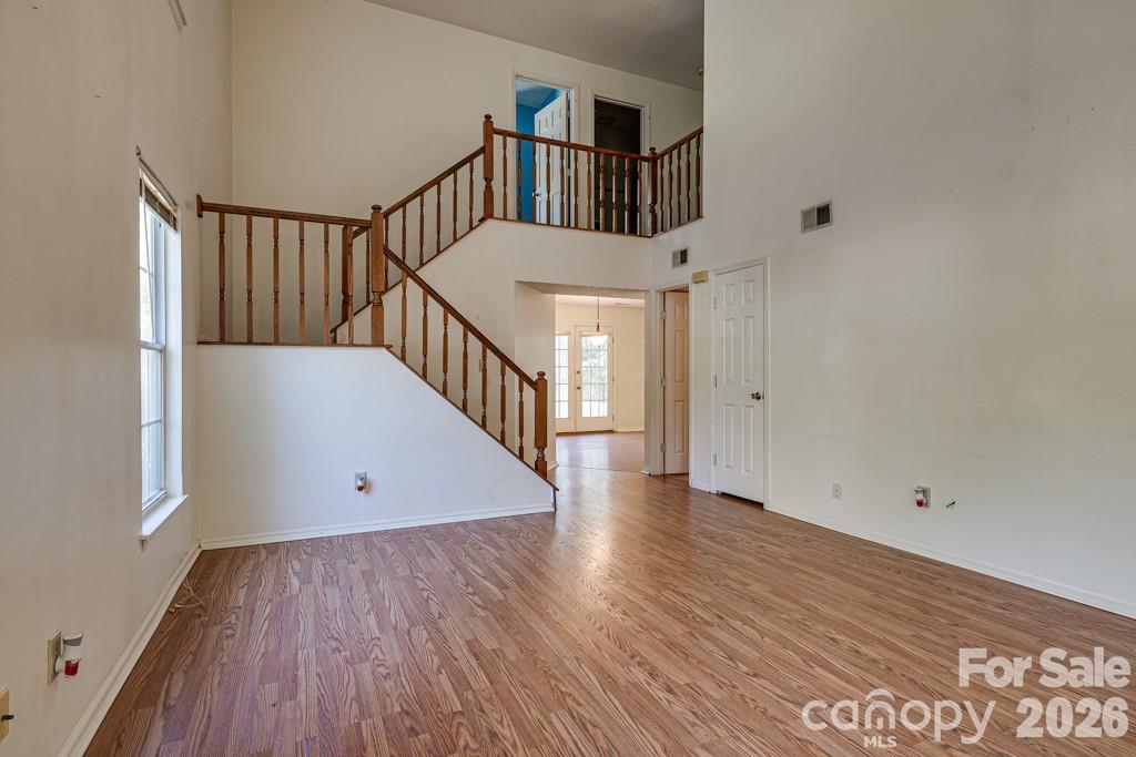6844 Shiloh Ridge Lane Property Photo 3