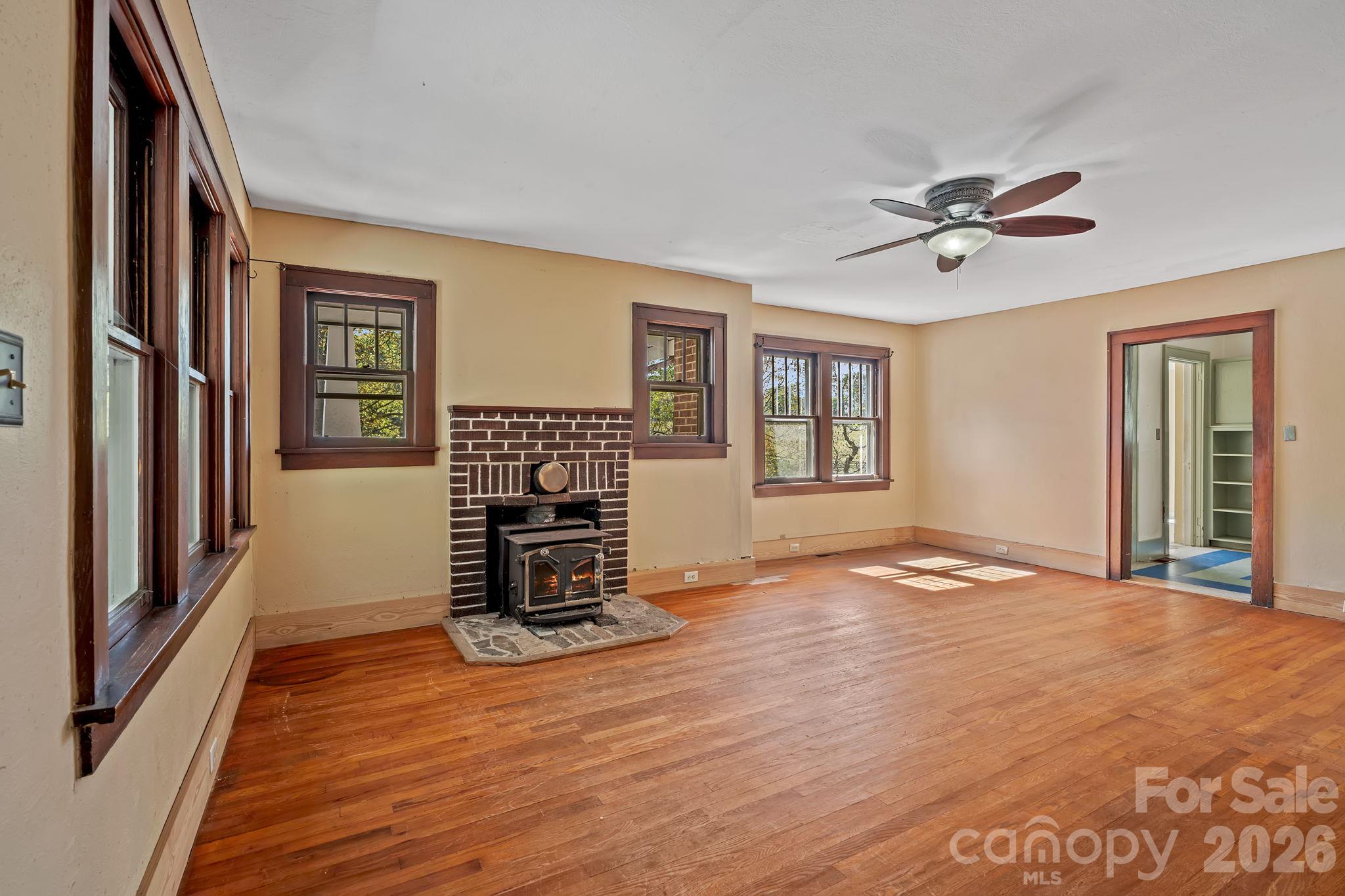 1305 Jenkins Valley Road Property Photo 7