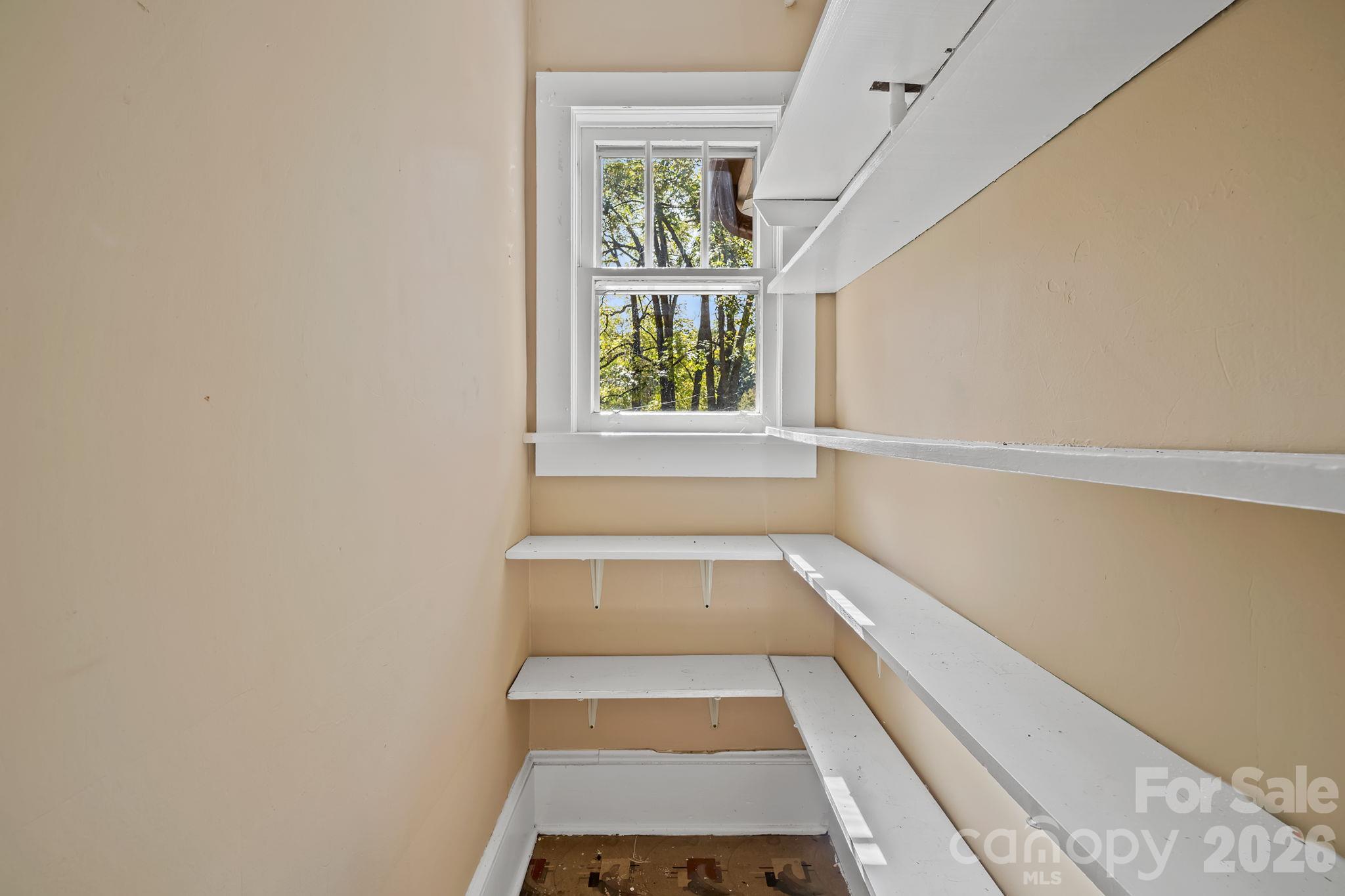 1305 Jenkins Valley Road Property Photo 10