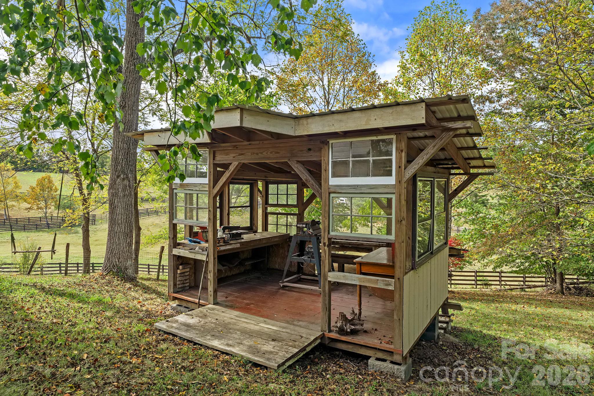1305 Jenkins Valley Road Property Photo 20
