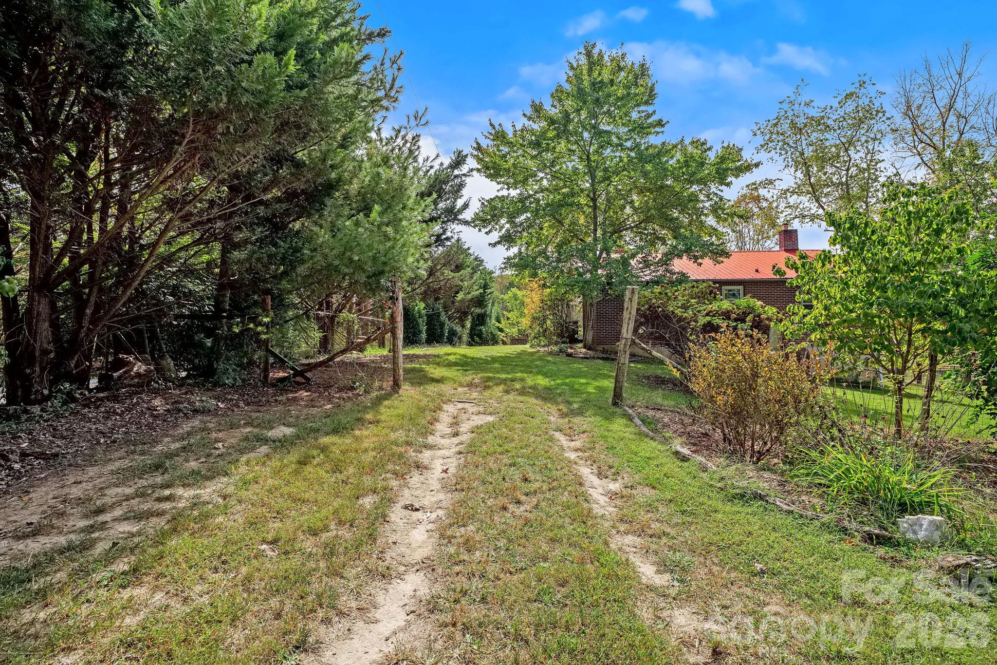 1305 Jenkins Valley Road Property Photo 23