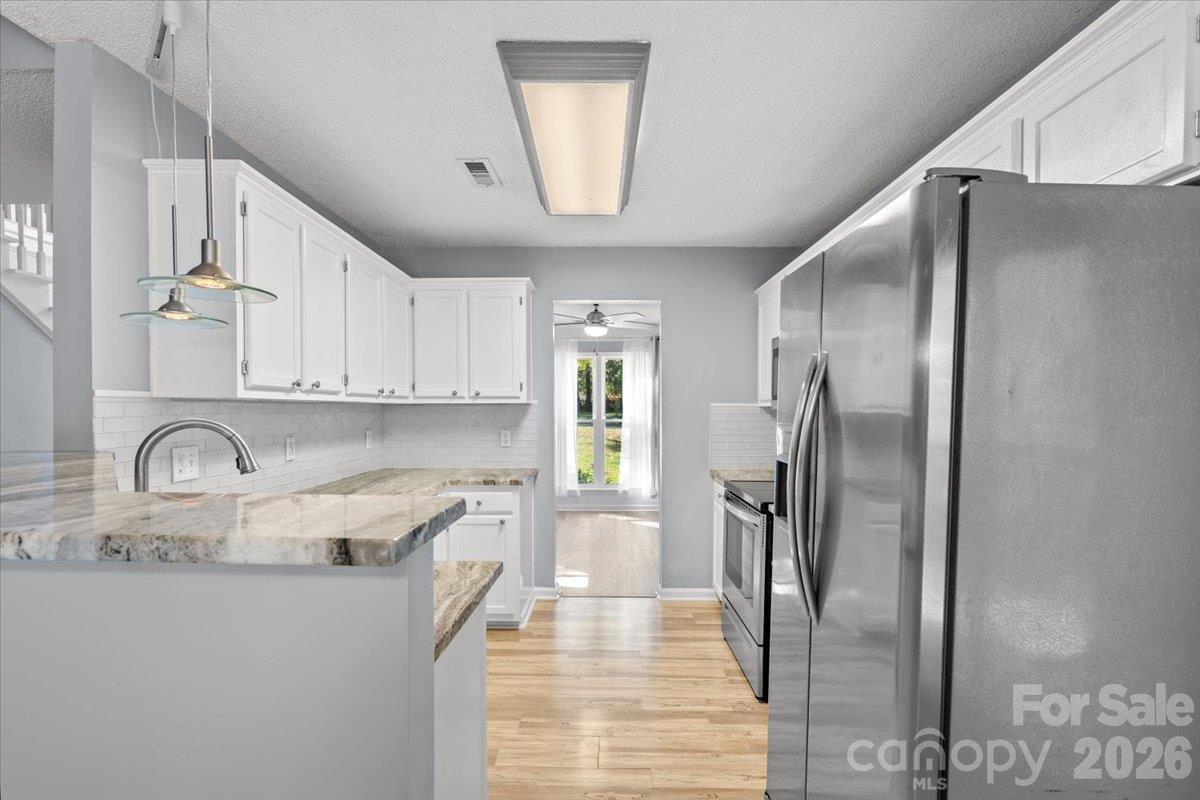 3688 Lake Spring Avenue Property Photo 13