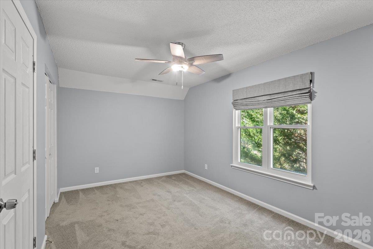 3688 Lake Spring Avenue Property Photo 16
