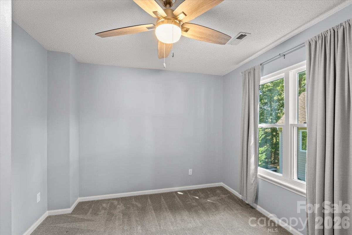 3688 Lake Spring Avenue Property Photo 18