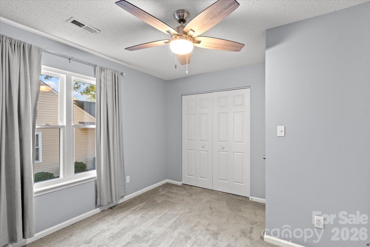 3688 Lake Spring Avenue Property Photo 28