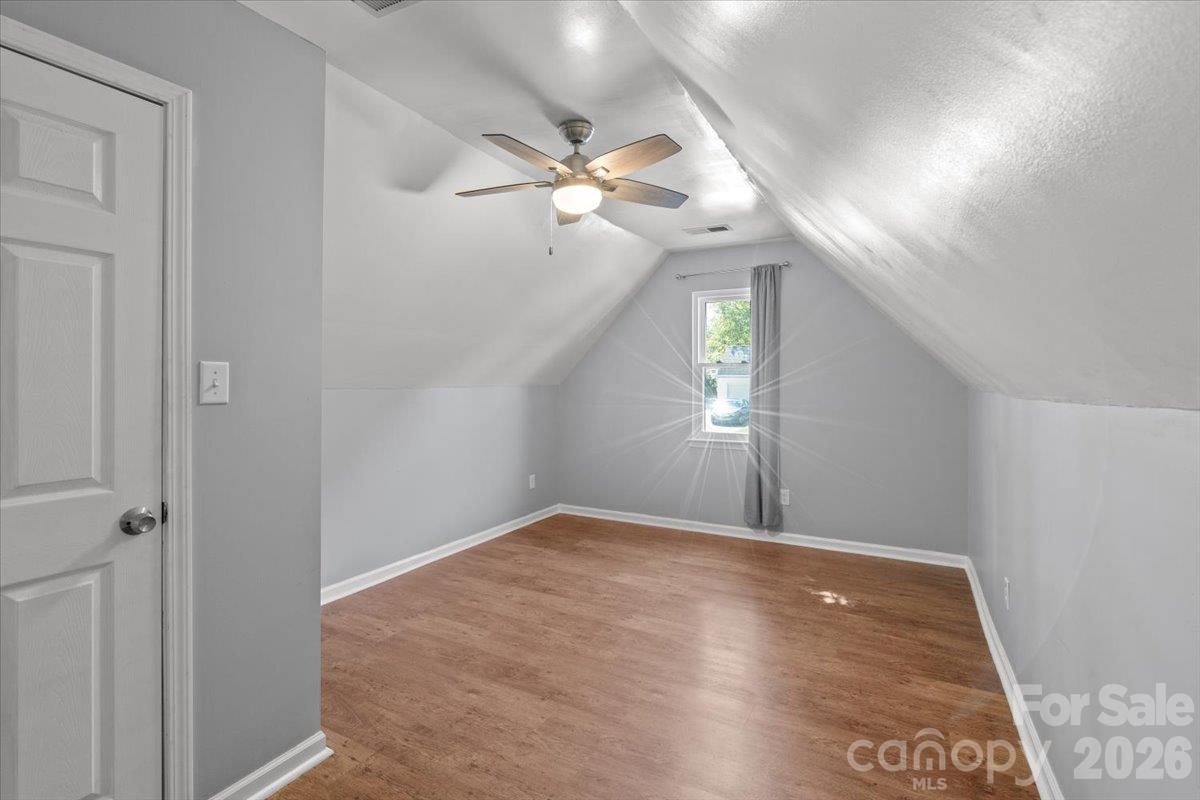 3688 Lake Spring Avenue Property Photo 32