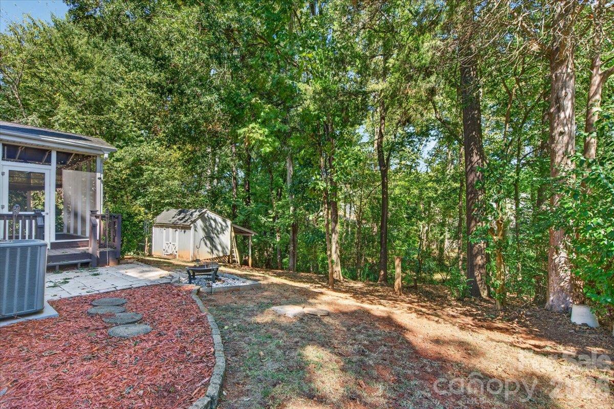 3688 Lake Spring Avenue Property Photo 35