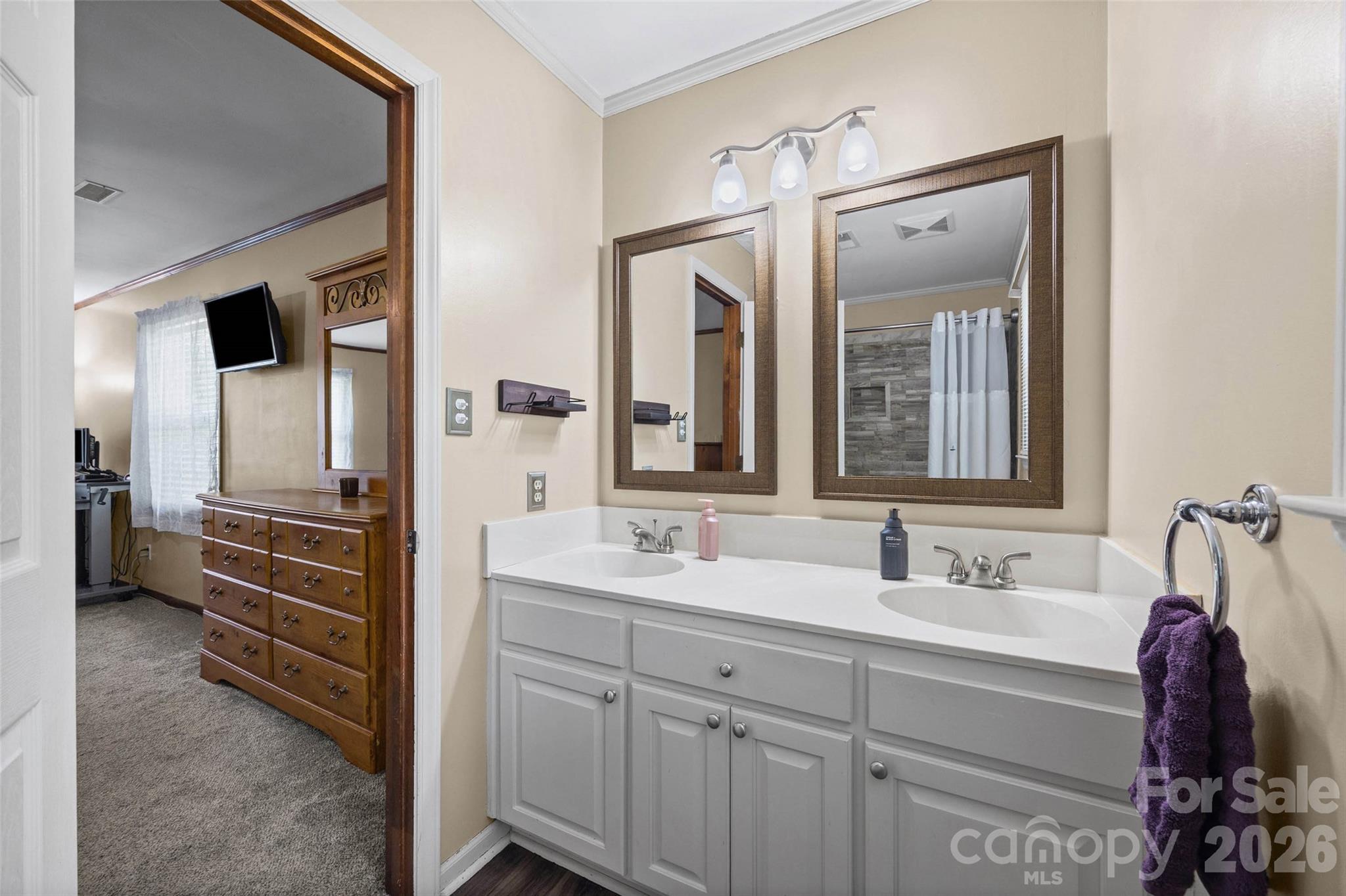 419 Holly Drive Property Photo 18