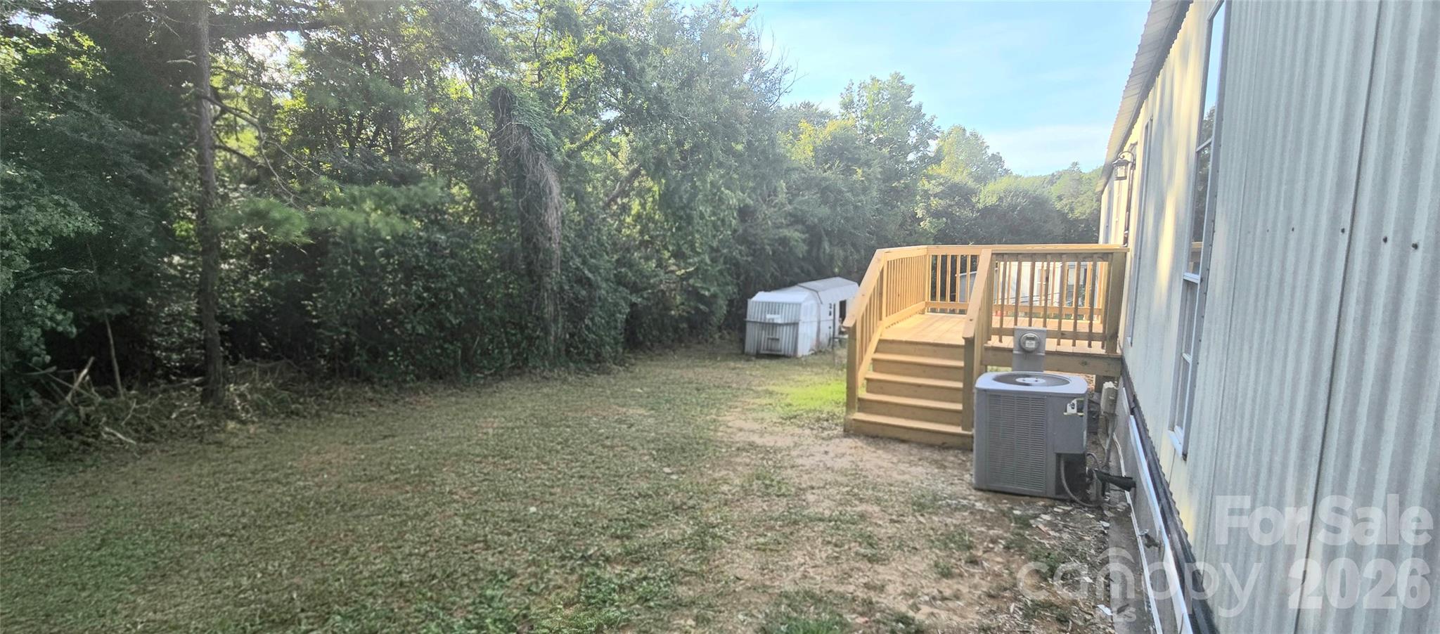 968 Cy Circle Property Photo 3
