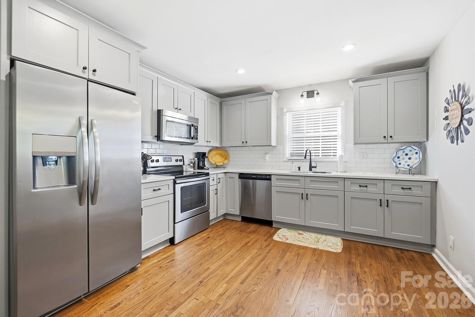1721 Dallas Avenue Property Photo 2