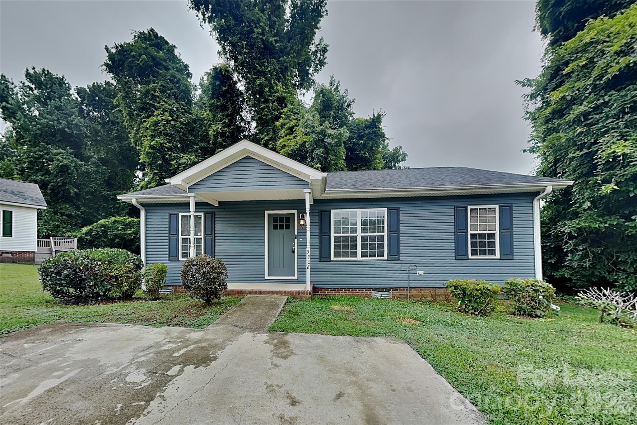 5308 Black Trail Court Property Photo 1