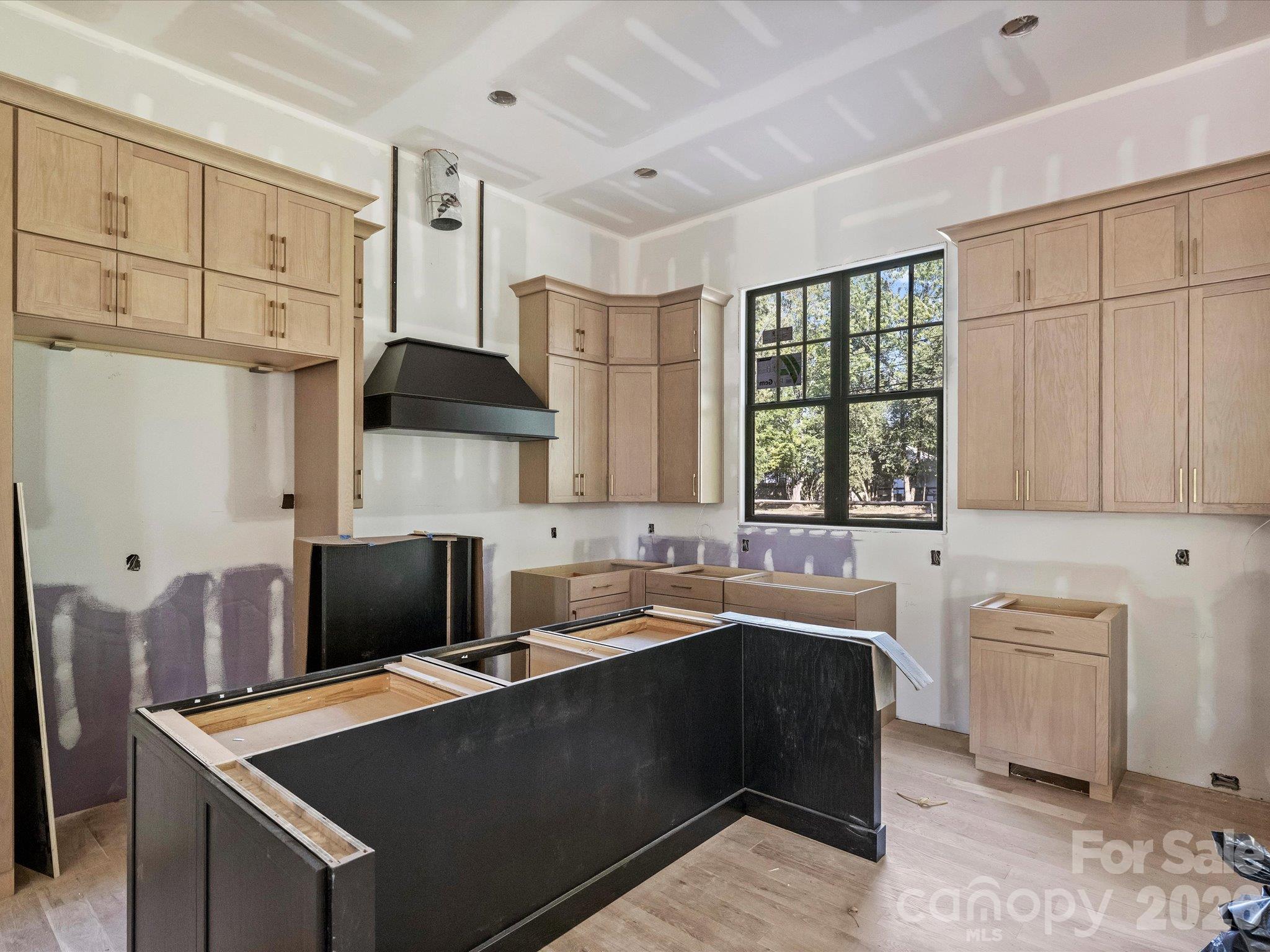 6509 Hazelton Drive Property Photo 13
