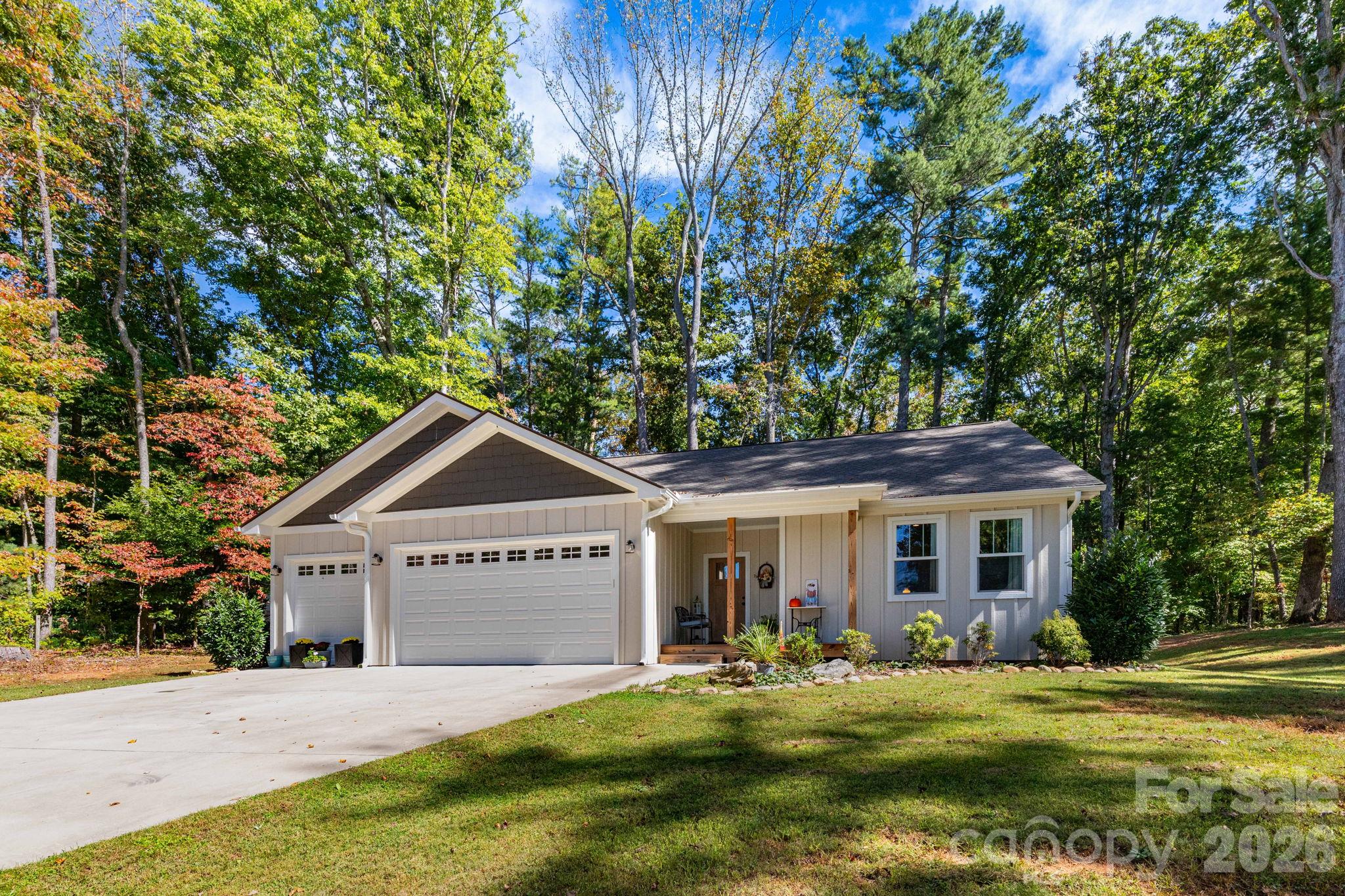 850 Mountain Haven Drive Property Photo 1
