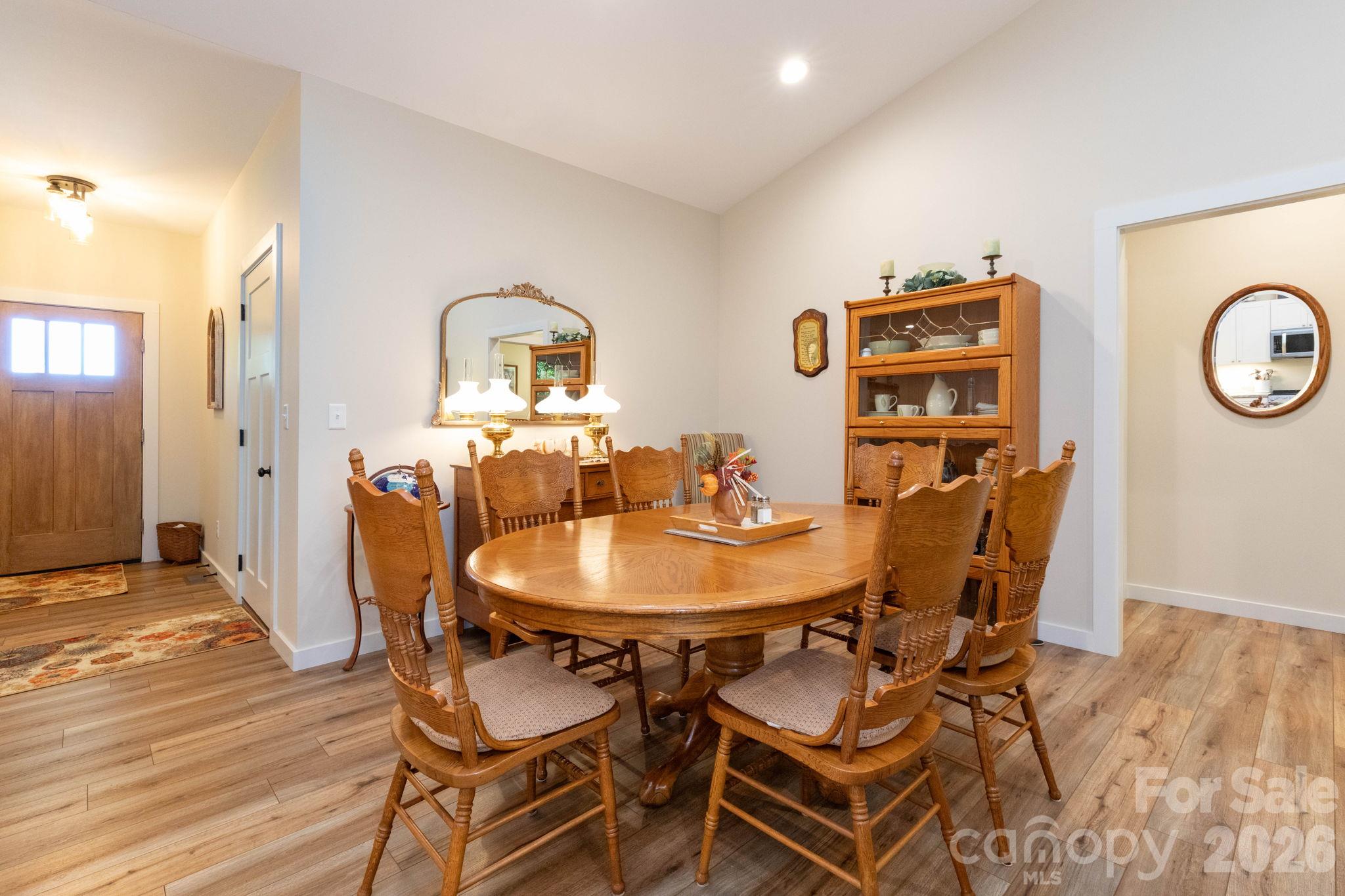 850 Mountain Haven Drive Property Photo 10