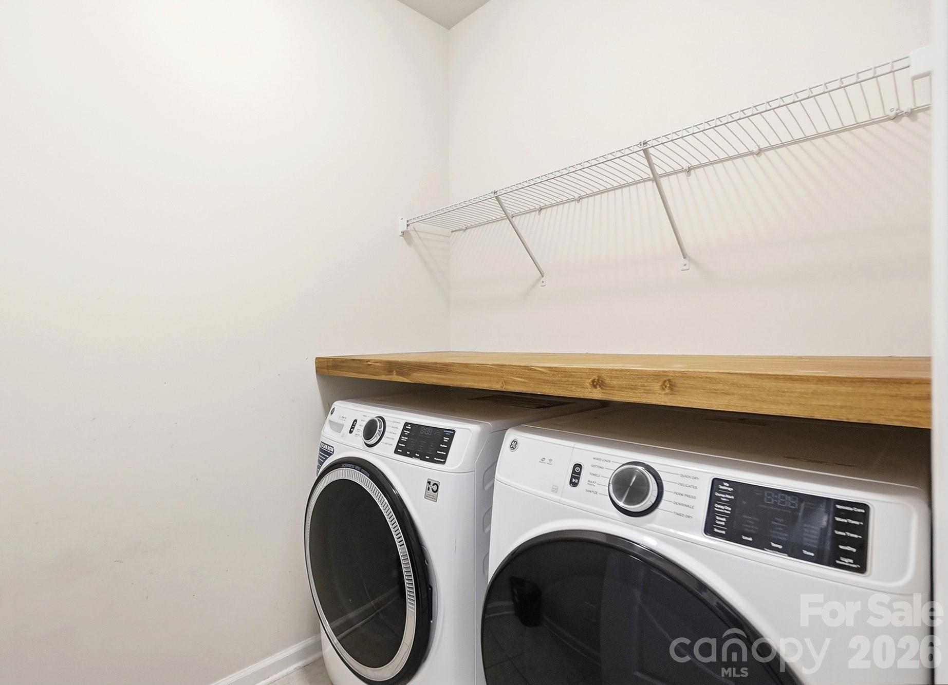 1403 Laggan Lane Property Photo 26