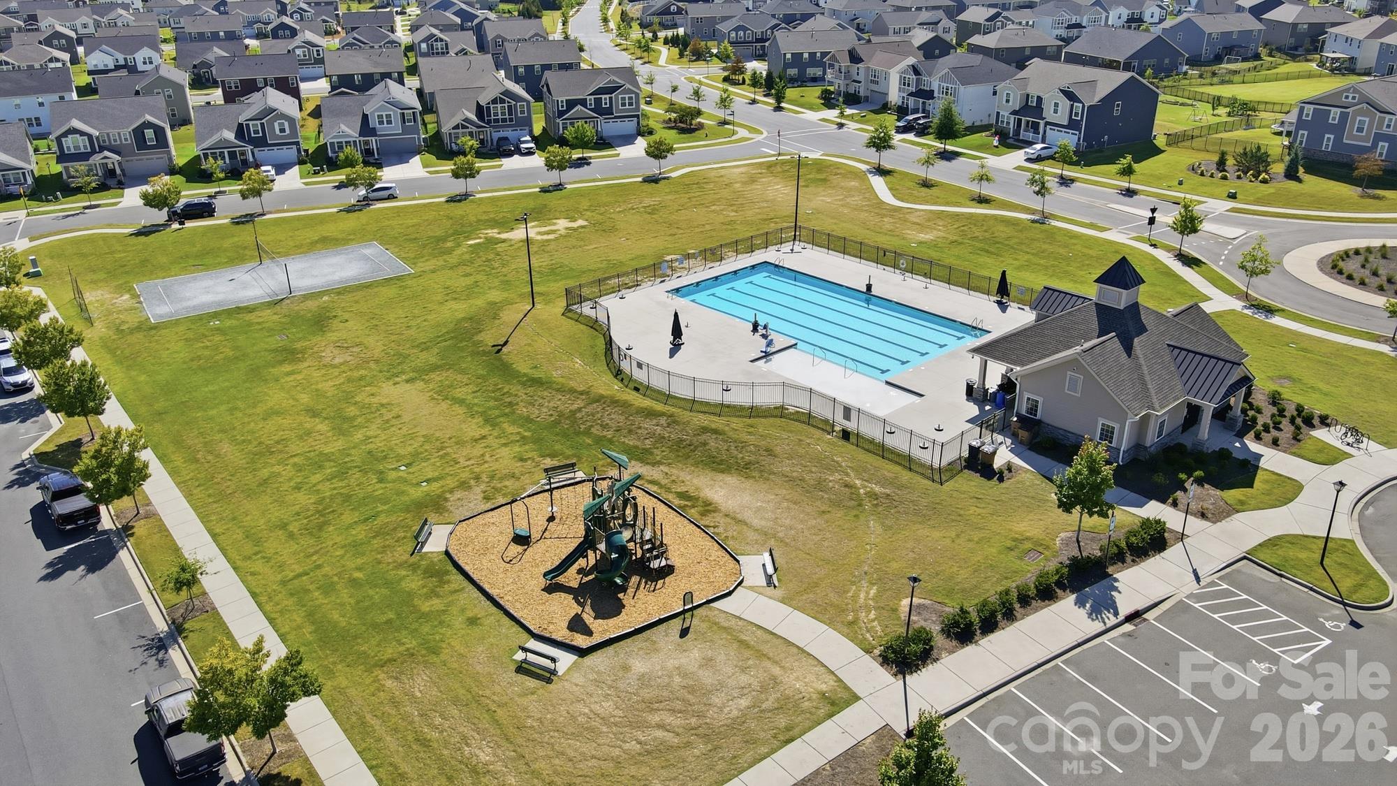 1403 Laggan Lane Property Photo 33