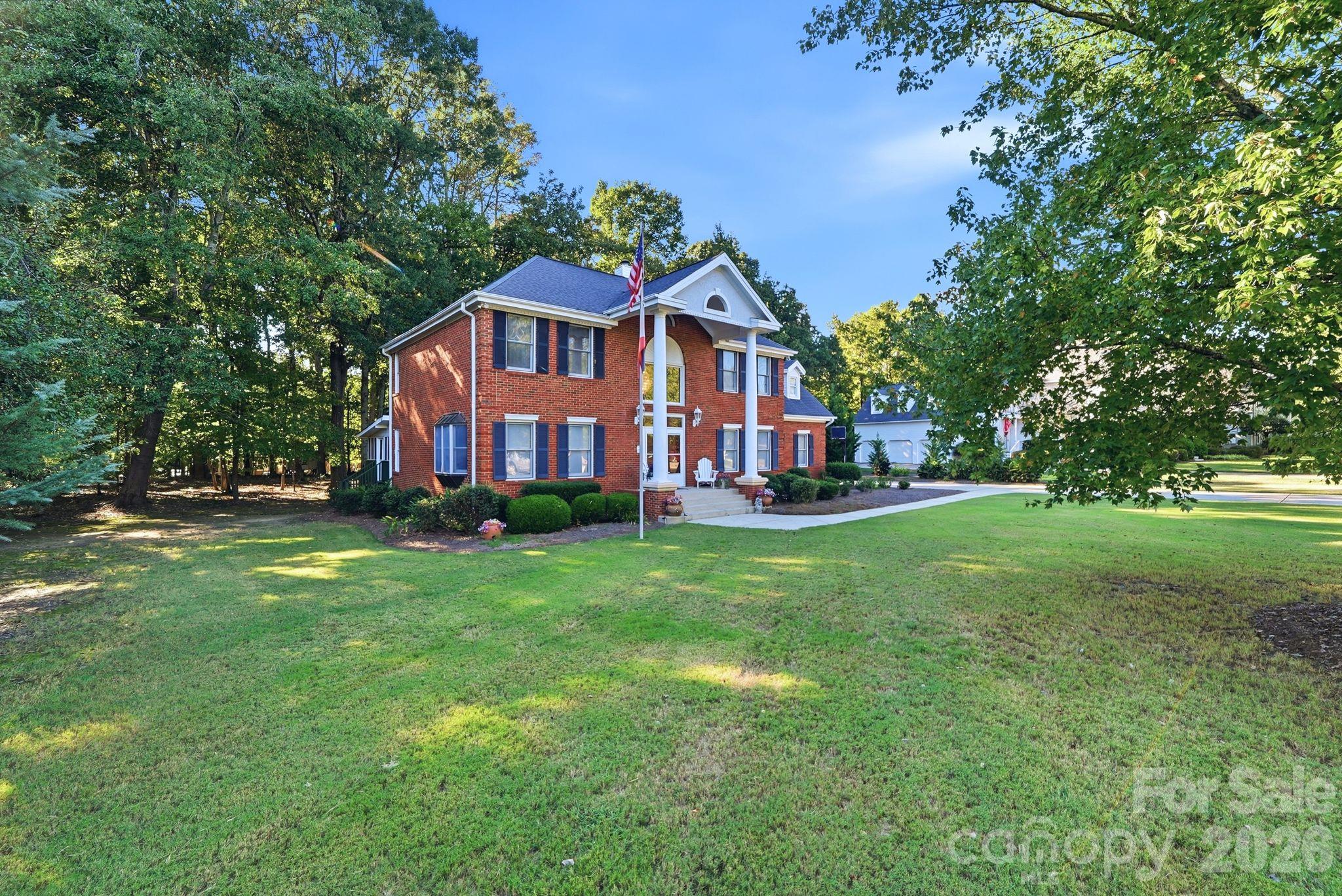 1121 Hillshire Meadow Drive Property Photo 5