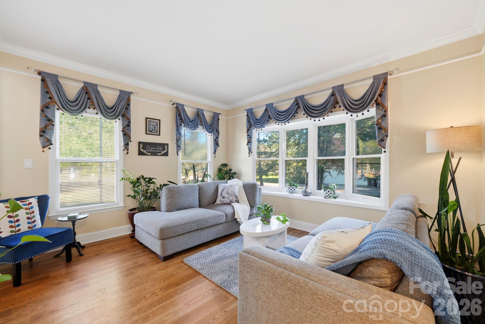 1121 Hillshire Meadow Drive Property Photo 12