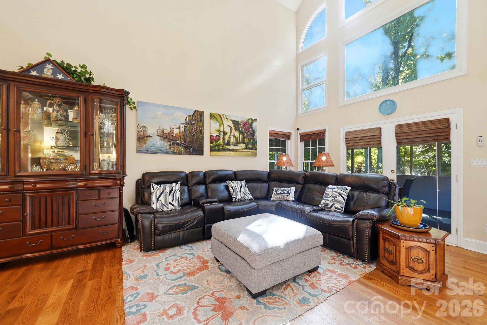1121 Hillshire Meadow Drive Property Photo 15