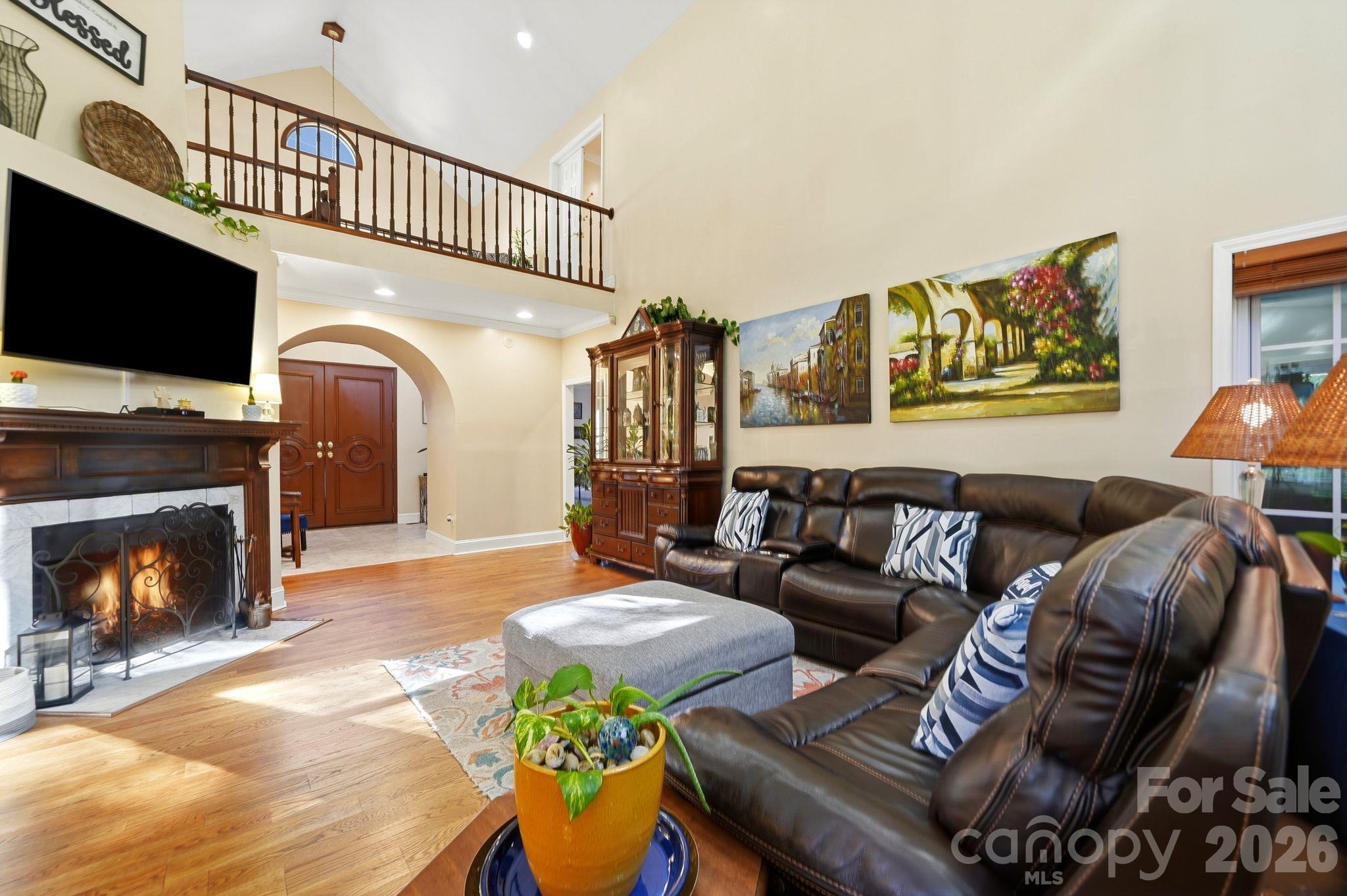 1121 Hillshire Meadow Drive Property Photo 16