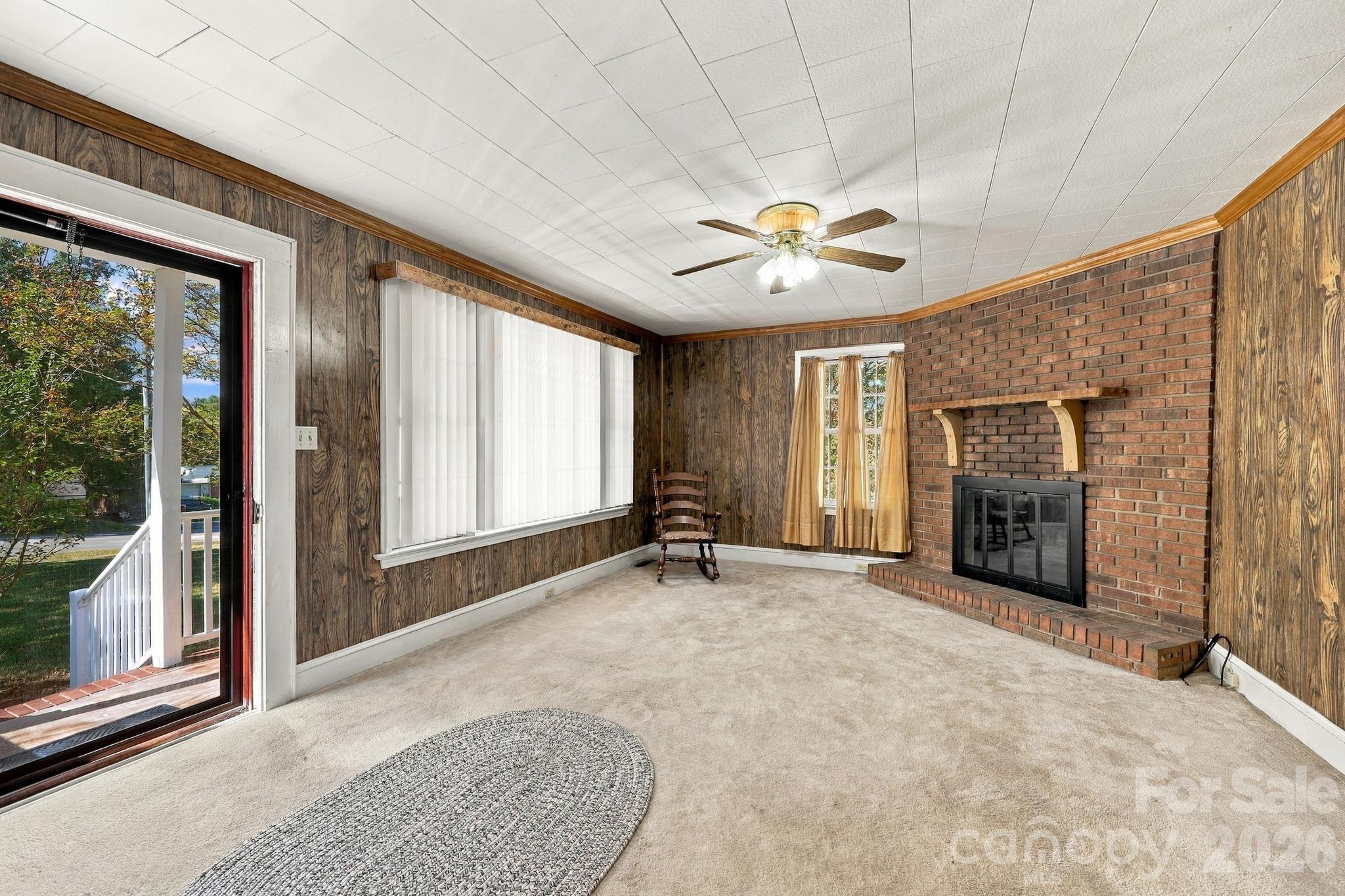 120 Glenwood Drive Property Photo 15